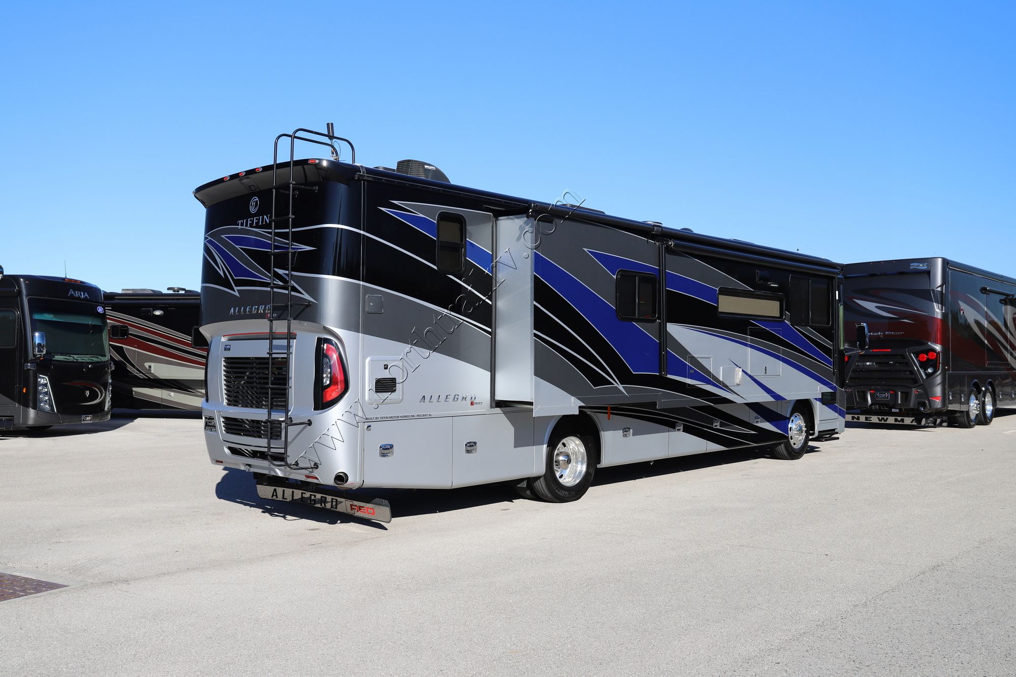 Used 2020 Tiffin Motor Homes Allegro Red 37BA Class A  For Sale