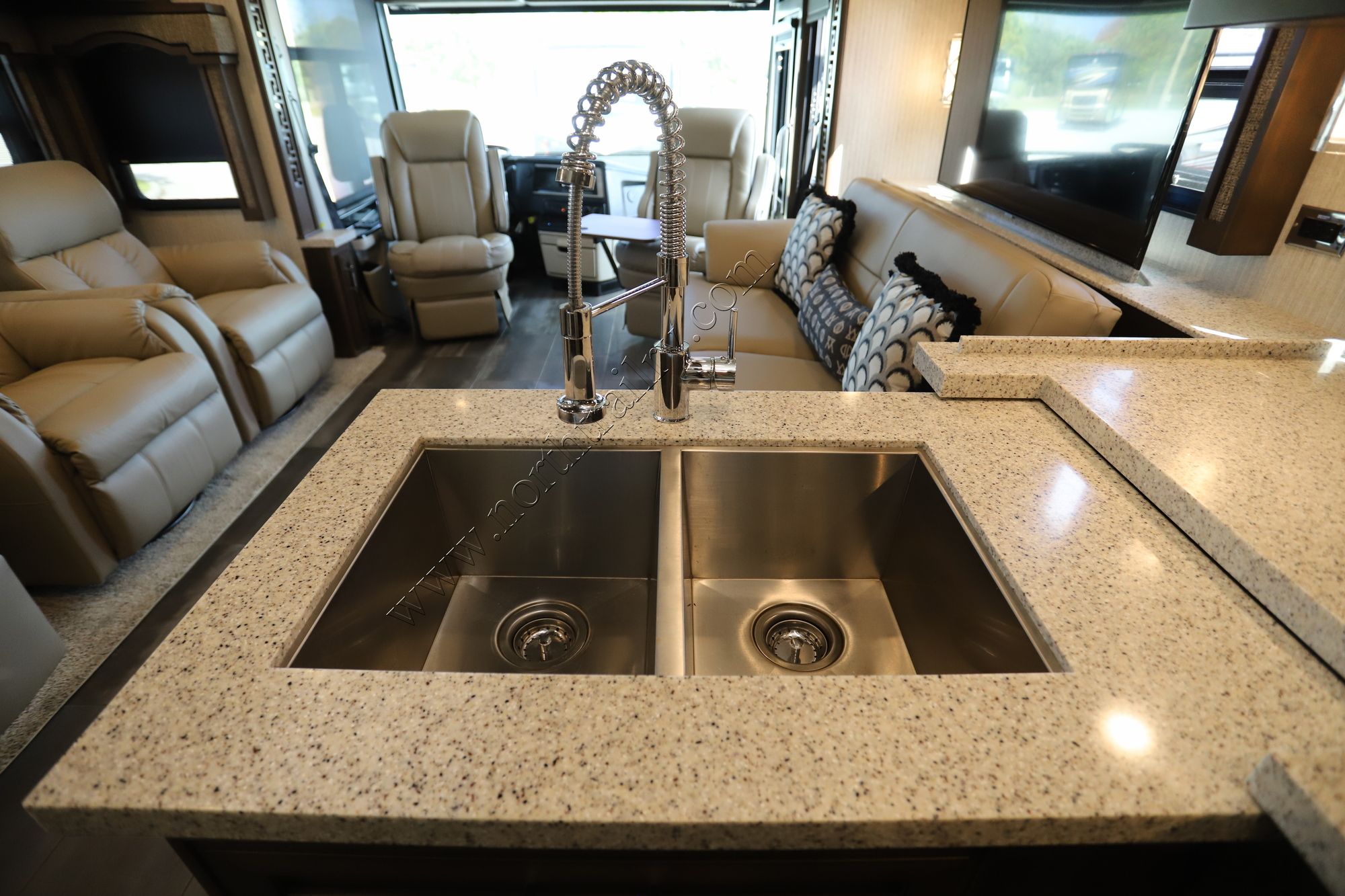 Used 2020 Newmar Ventana 3717 Class A  For Sale