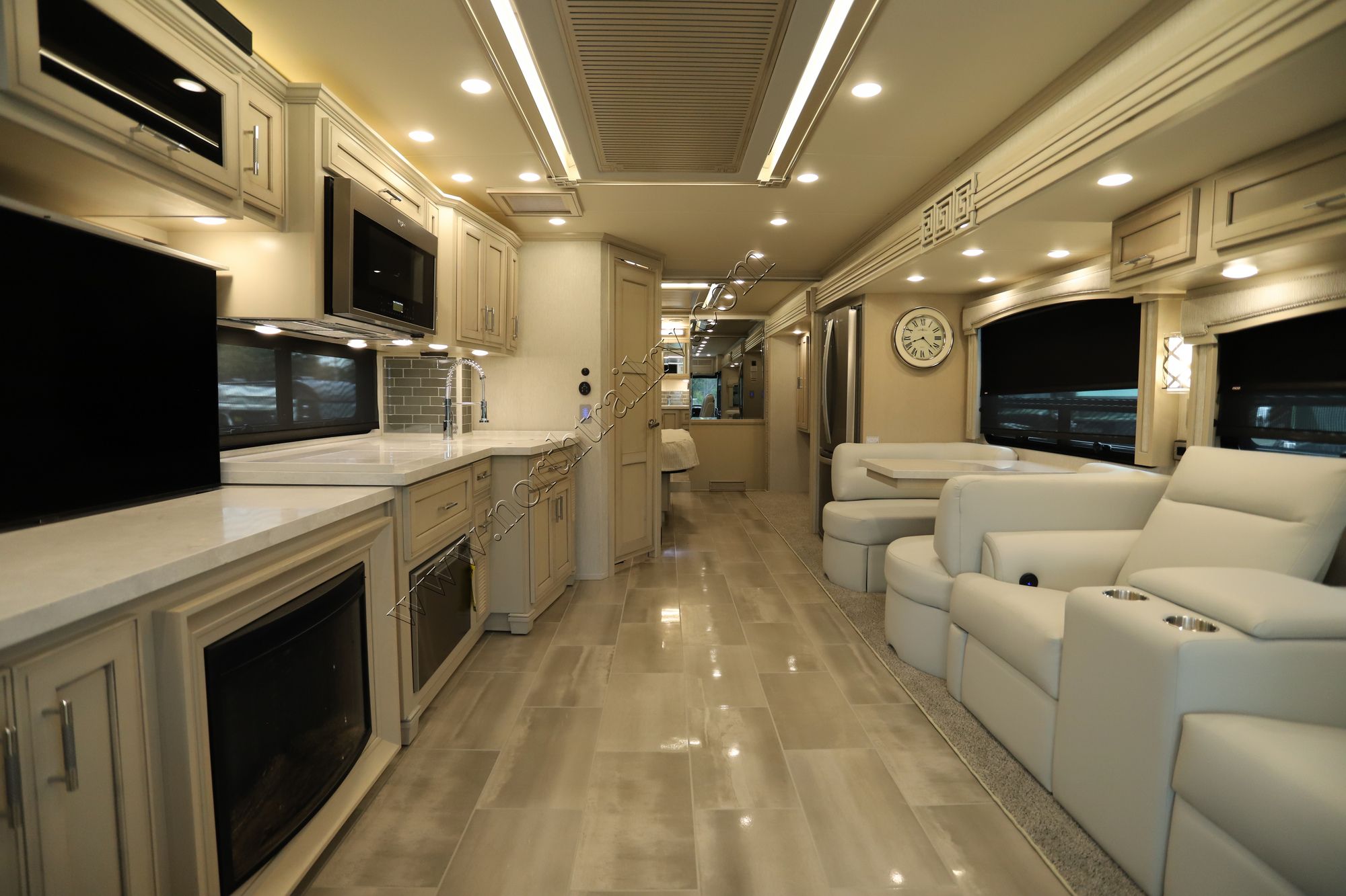 New 2022 Newmar Ventana 3709 Class A  For Sale