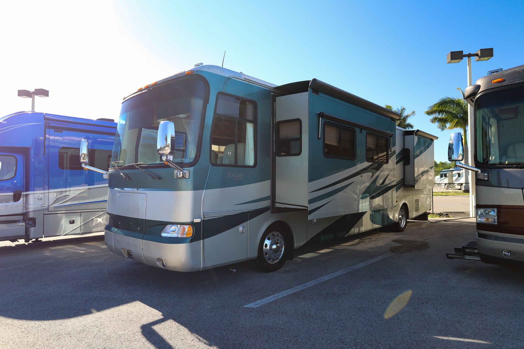 Used 2006 Monaco Knight 40PDQ Class A  For Sale