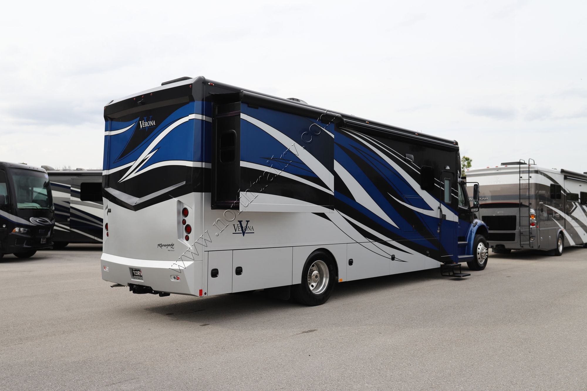 Used 2020 Renegade Rv Verona 36VSB Super C  For Sale