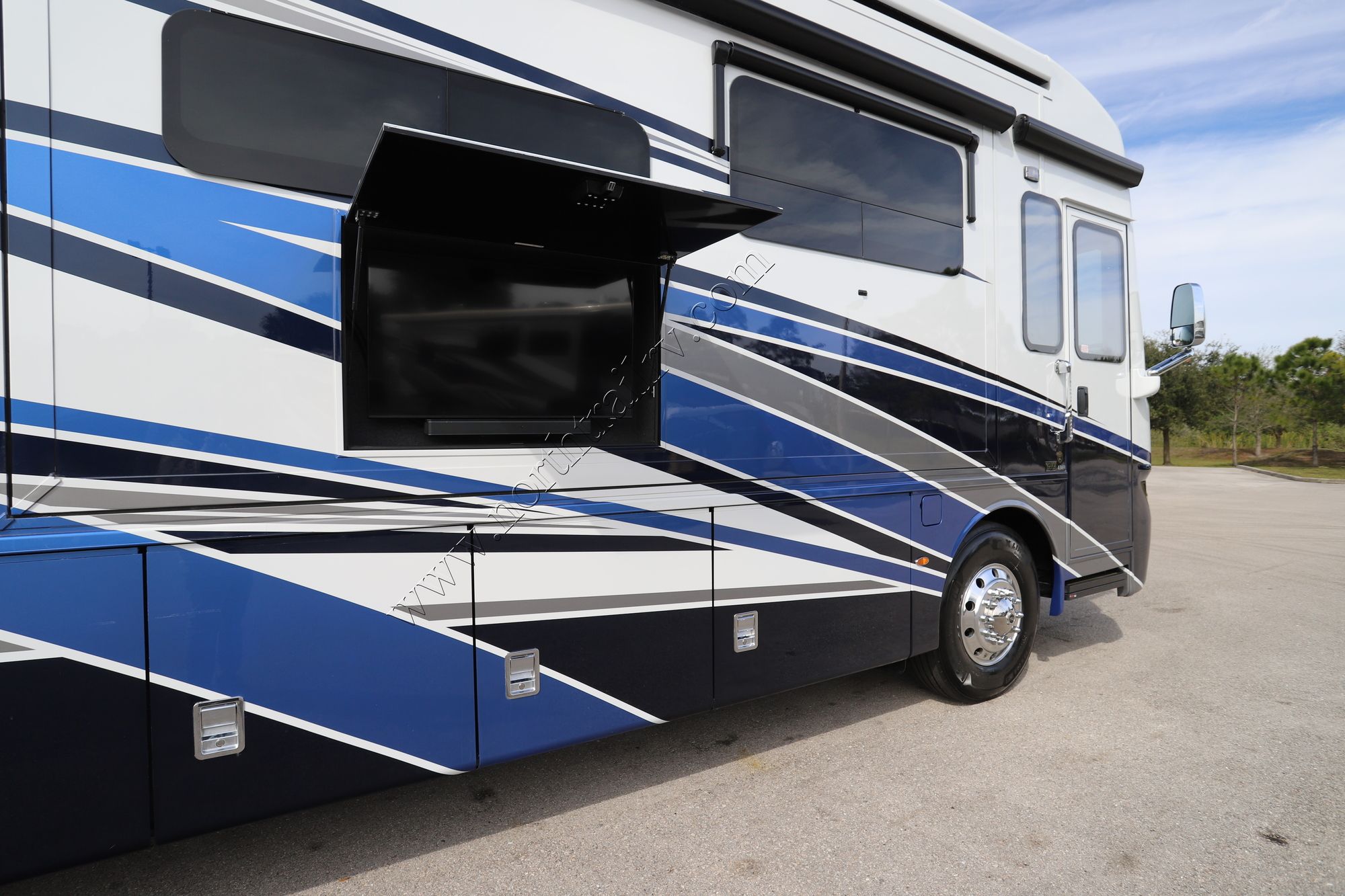 New 2022 Newmar Ventana 4369 Class A  For Sale