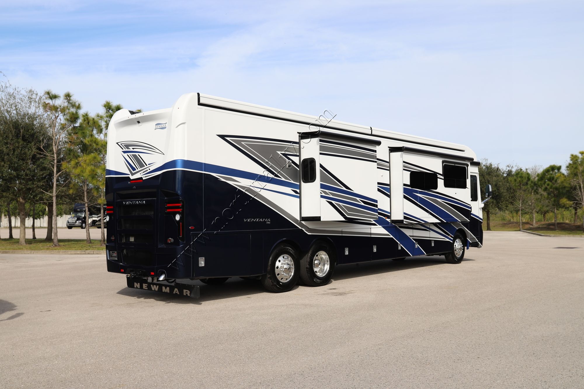 New 2022 Newmar Ventana 4369 Class A  For Sale