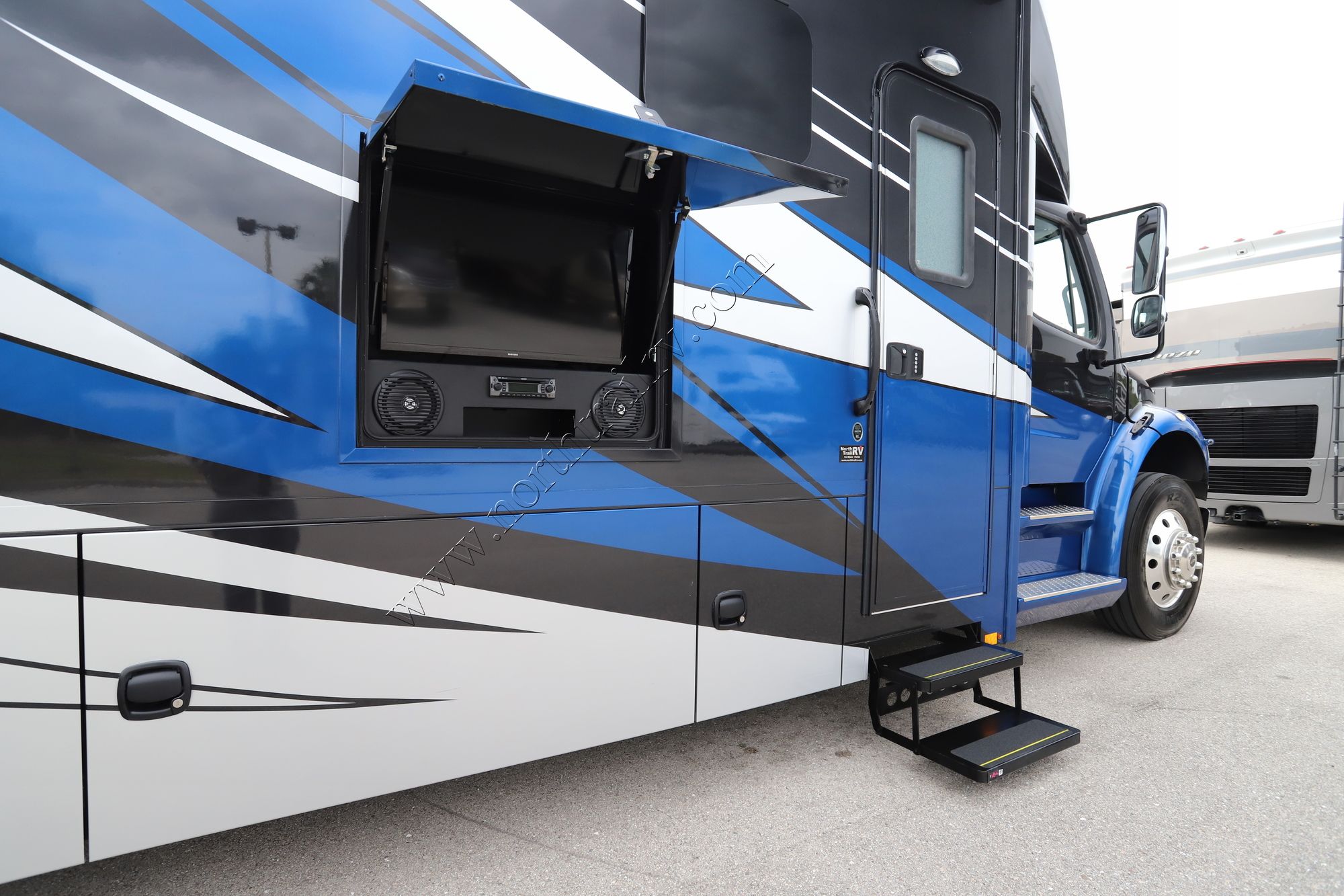 Used 2020 Renegade Rv Verona 36VSB Super C  For Sale