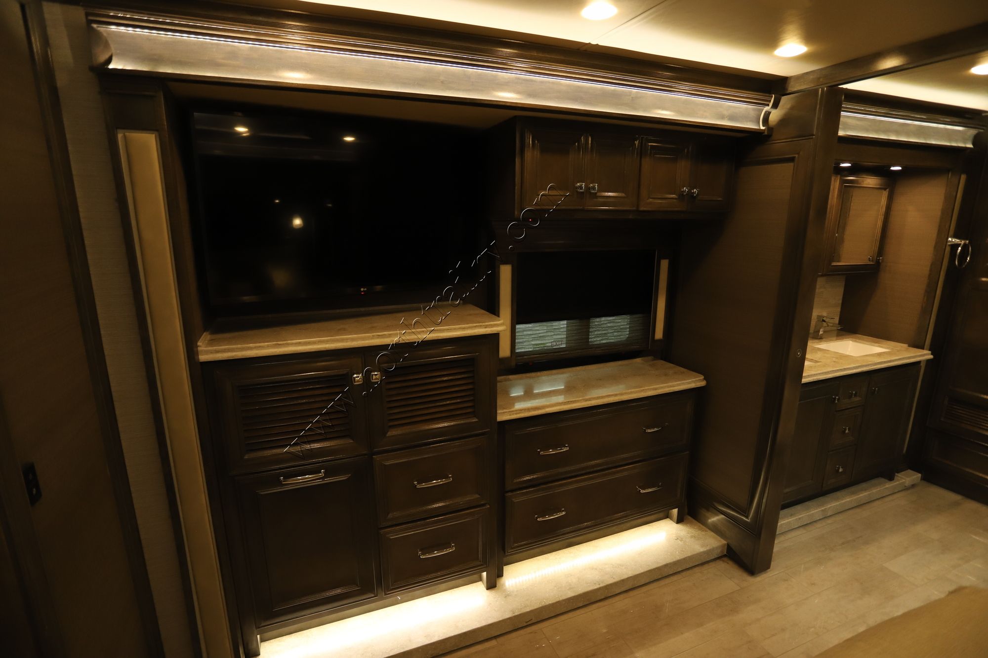 Used 2021 Tiffin Motor Homes Phaeton 40IH Class A  For Sale