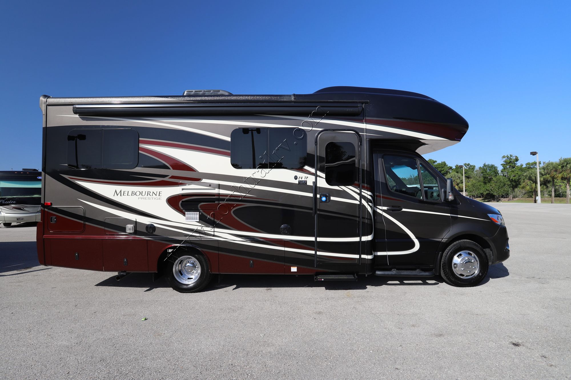 Used 2020 Jayco Melbourne Prestige 24TP Class C  For Sale