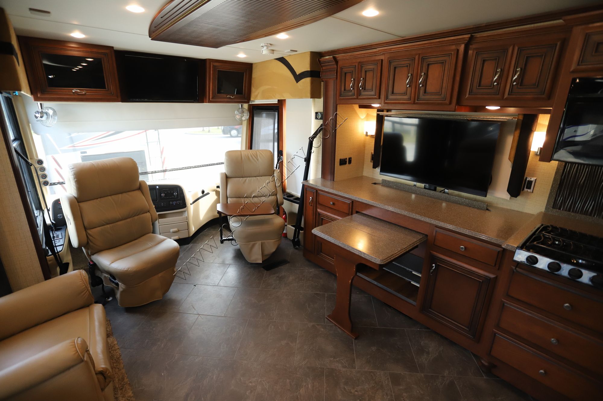 Used 2014 Newmar Ventana Le 3849 Class A  For Sale