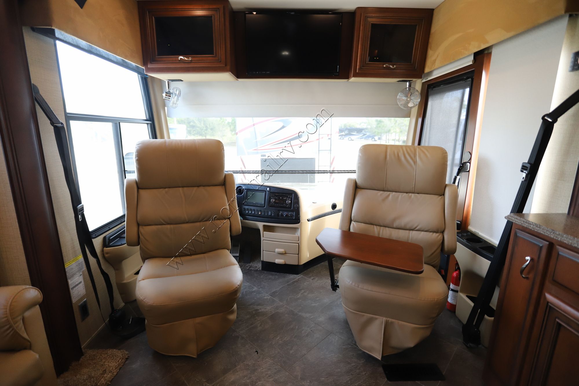 Used 2014 Newmar Ventana Le 3849 Class A  For Sale