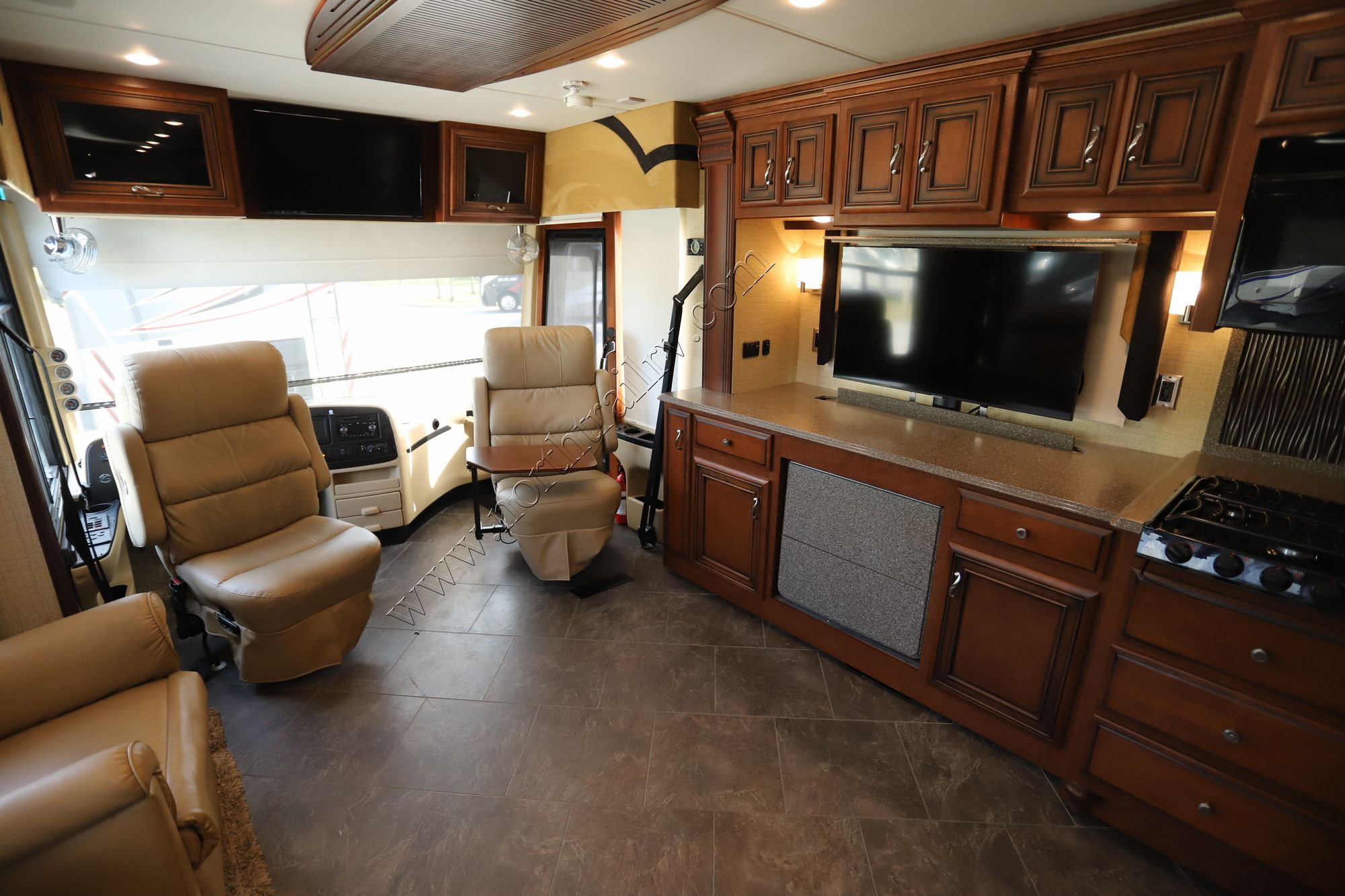 Used 2014 Newmar Ventana Le 3849 Class A  For Sale