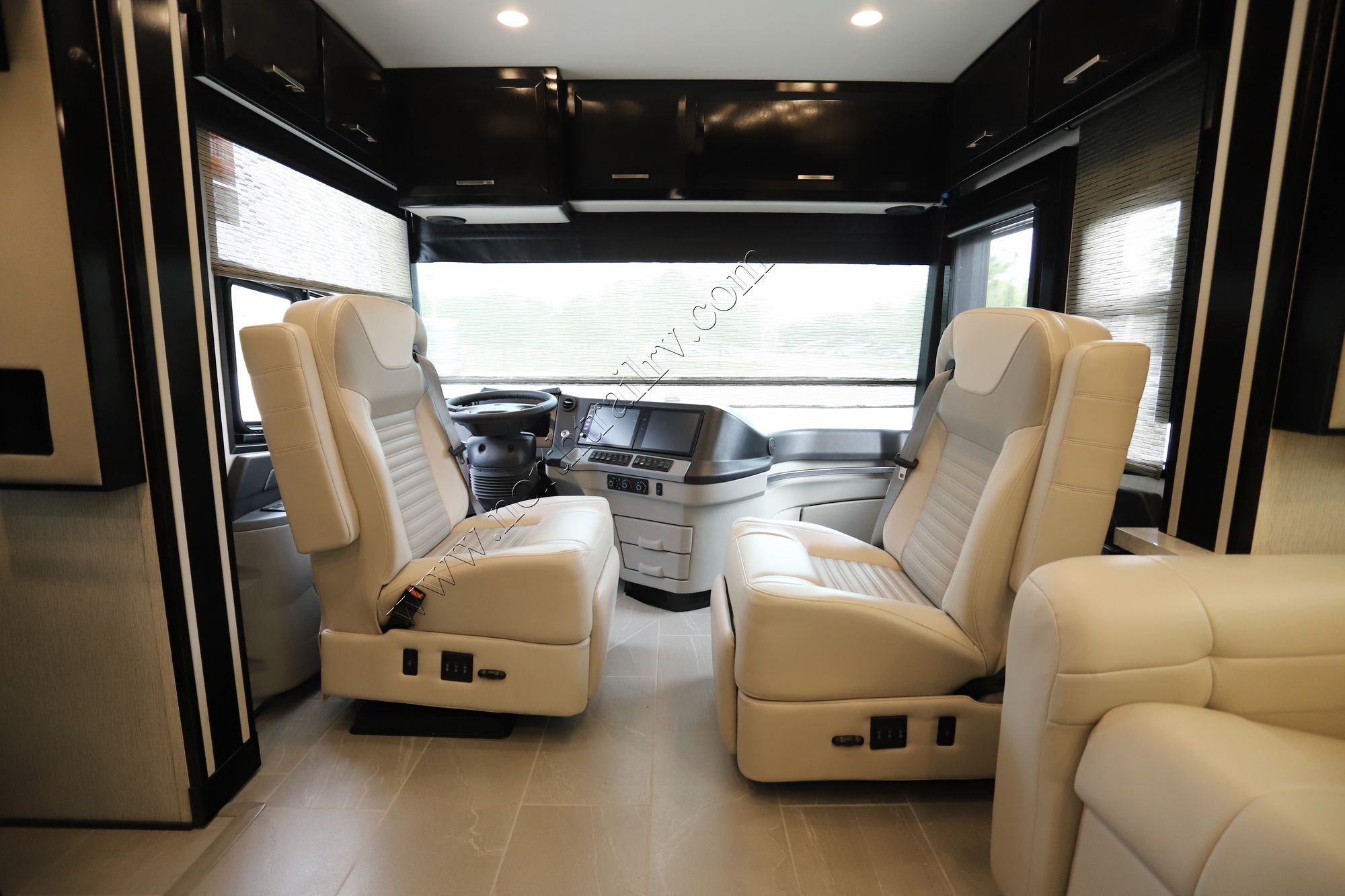 New 2022 Newmar New Aire 3545 Class A  For Sale