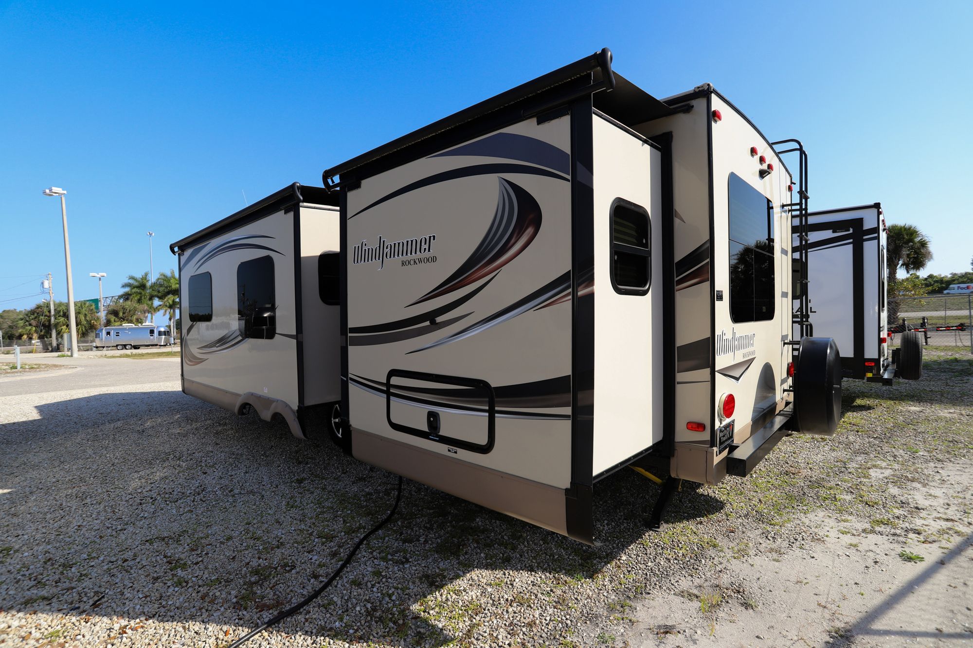 Used 2016 Forest River Windjammer 3006WK Travel Trailer  For Sale