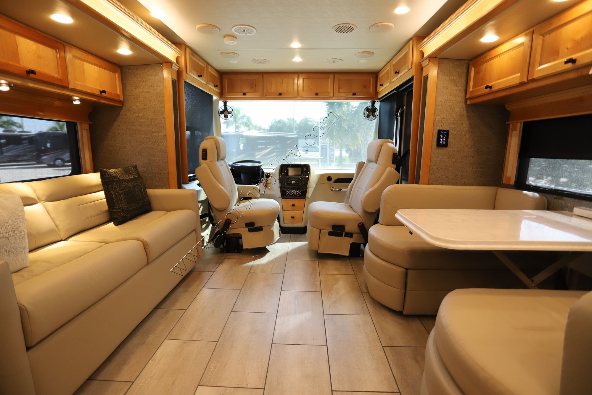 Used 2021 Tiffin Motor Homes Breeze 33BR Class A  For Sale