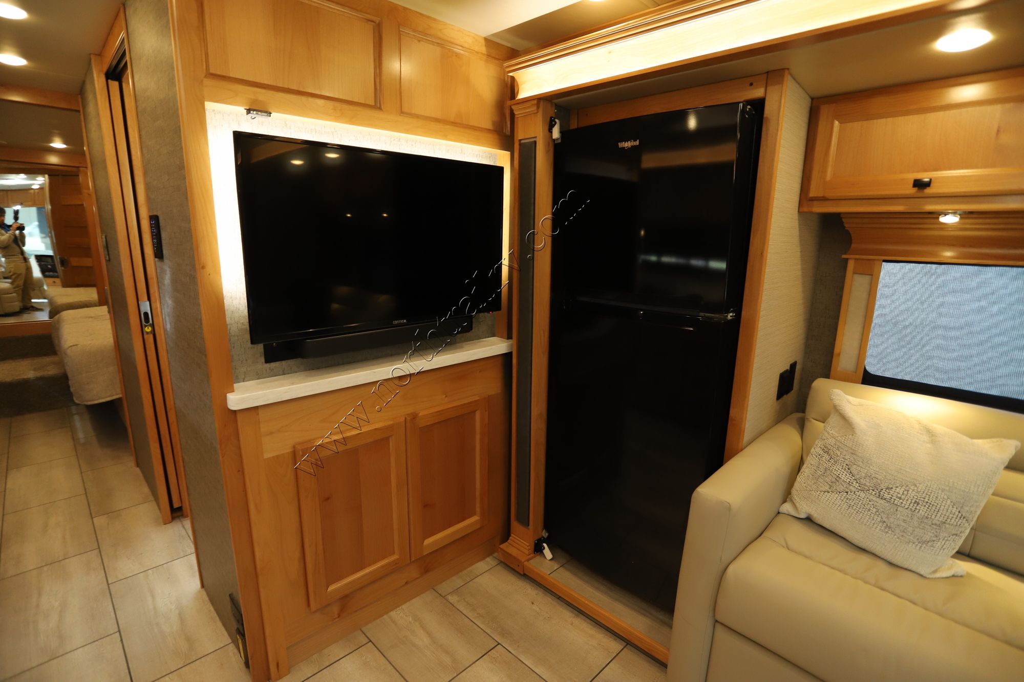 Used 2021 Tiffin Motor Homes Breeze 33BR Class A  For Sale