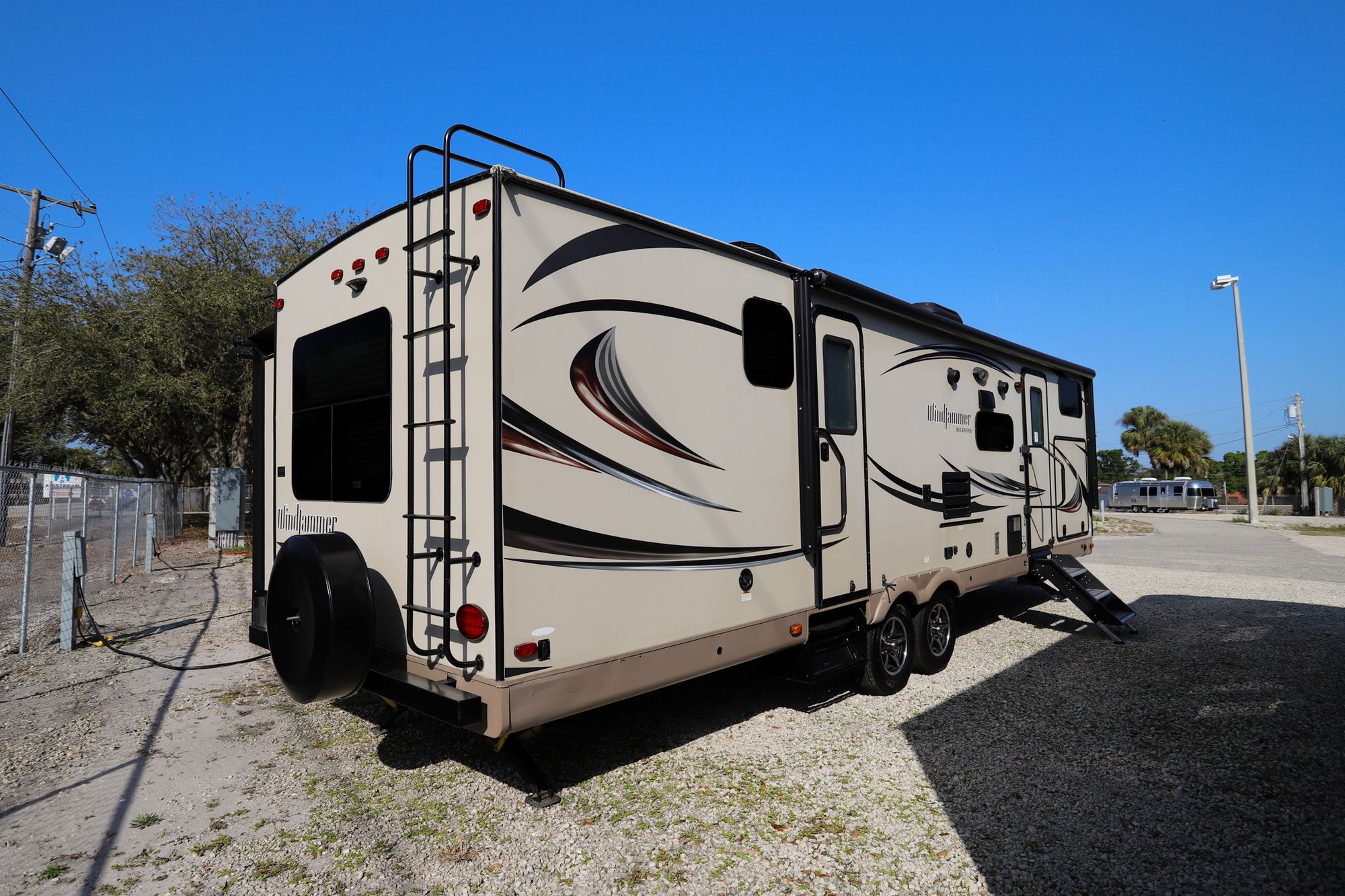 Used 2016 Forest River Windjammer 3006WK Travel Trailer  For Sale