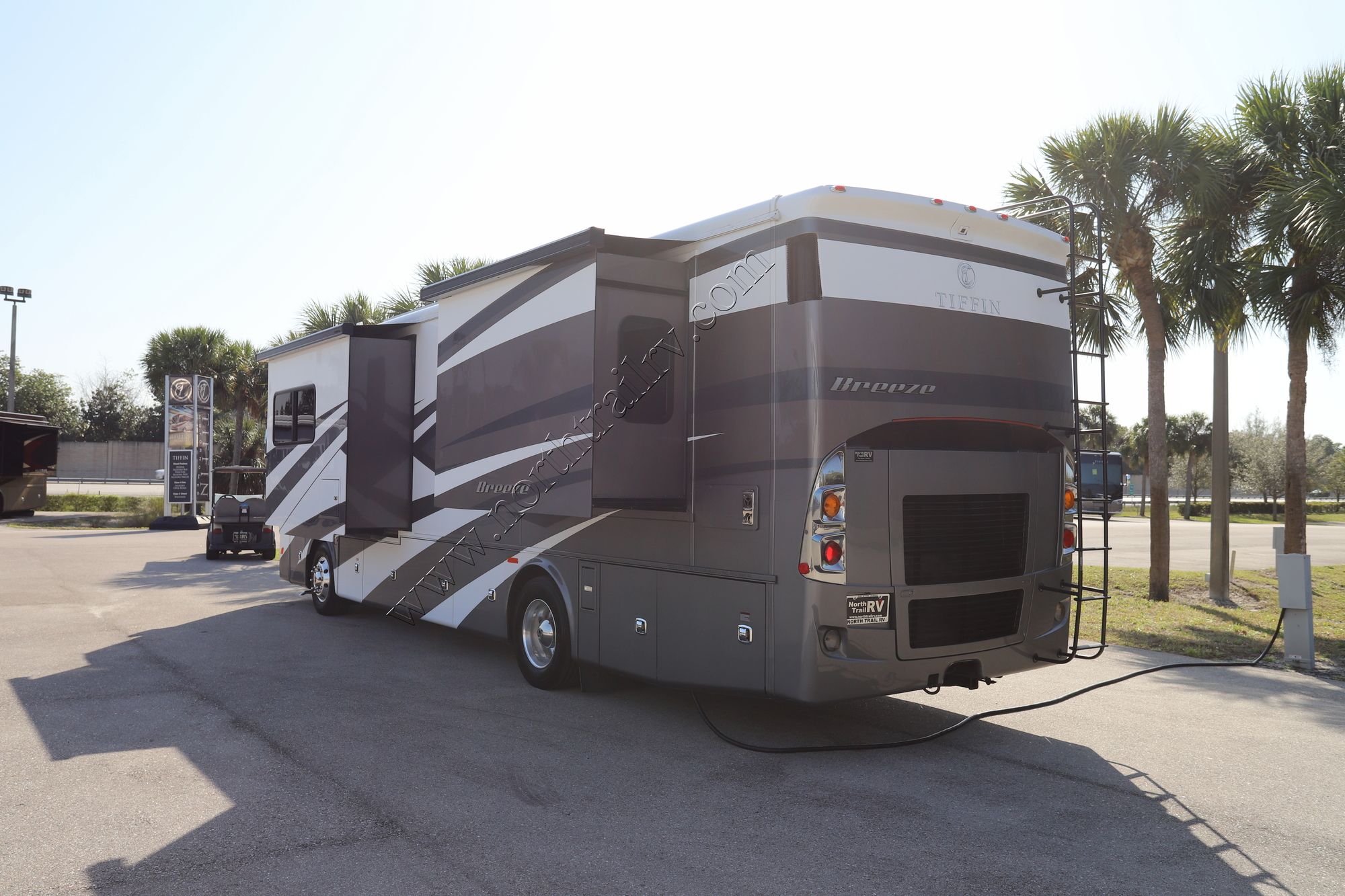 Used 2021 Tiffin Motor Homes Breeze 33BR Class A  For Sale