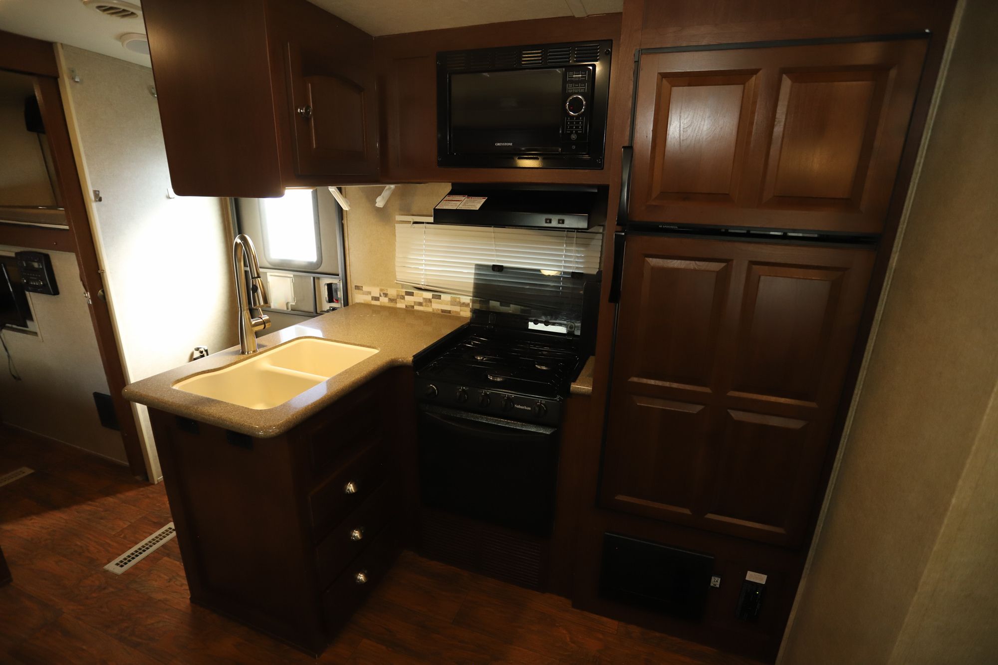 Used 2016 Forest River Windjammer 3006WK Travel Trailer  For Sale