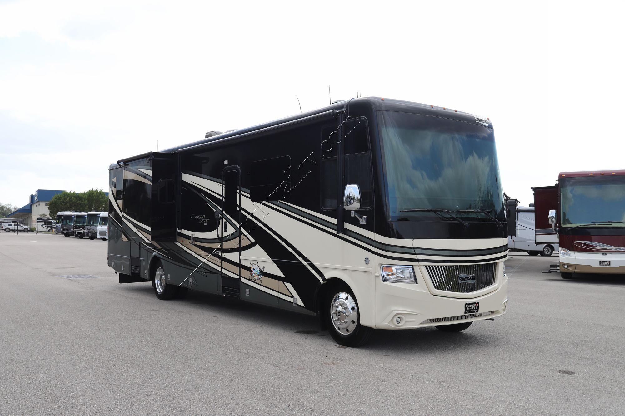 Used 2020 Newmar Canyon Star 3927 Class A  For Sale