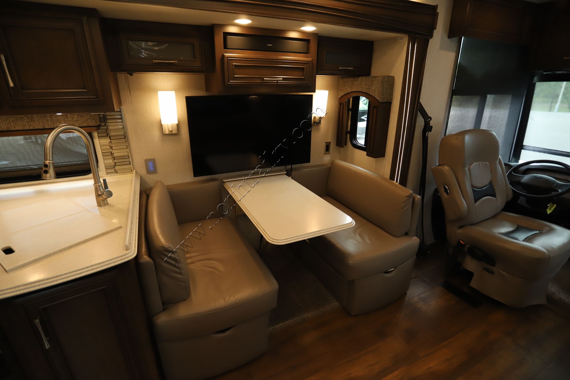 Used 2020 Newmar Canyon Star 3927 Class A  For Sale