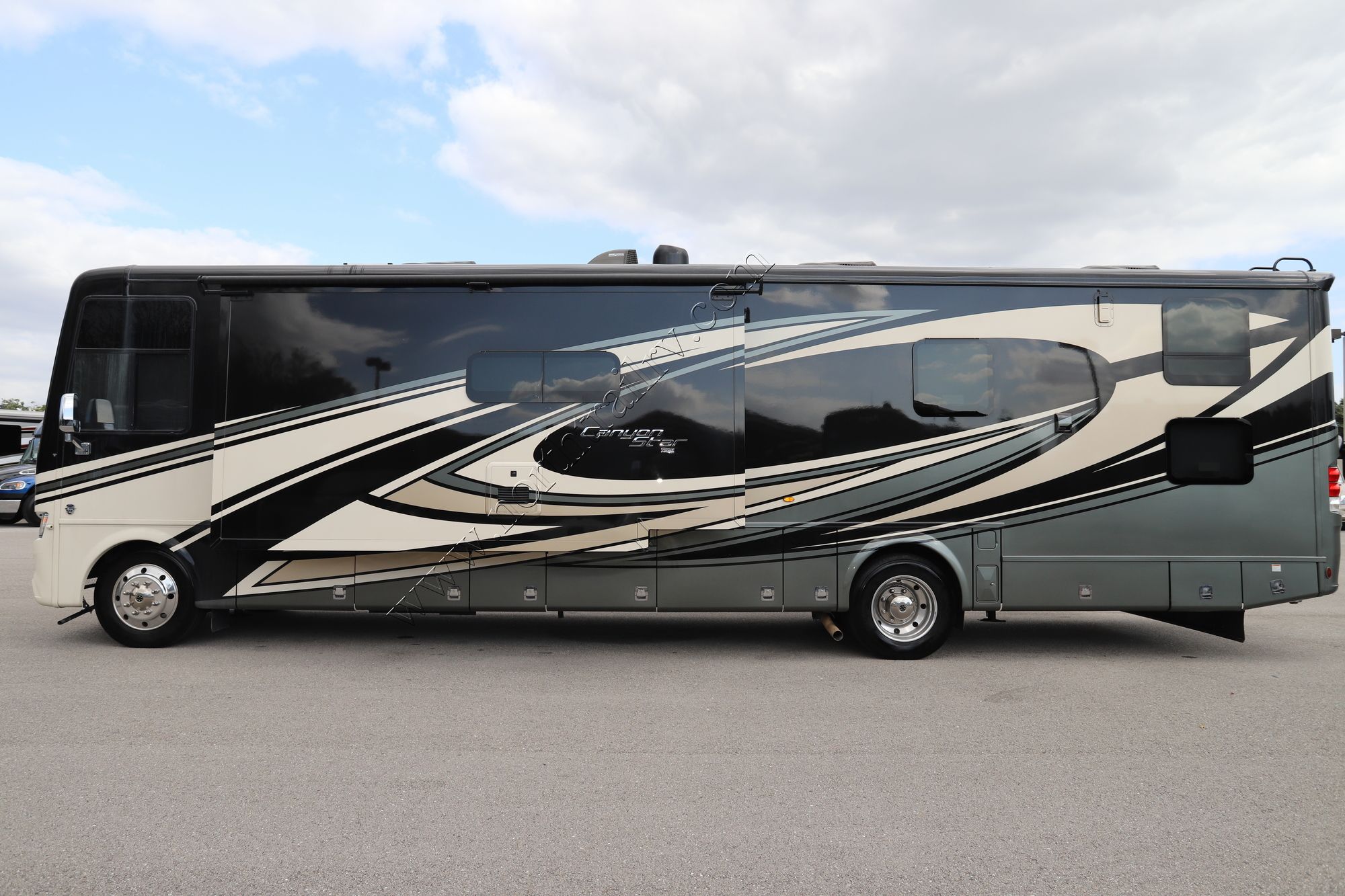 Used 2020 Newmar Canyon Star 3927 Class A  For Sale