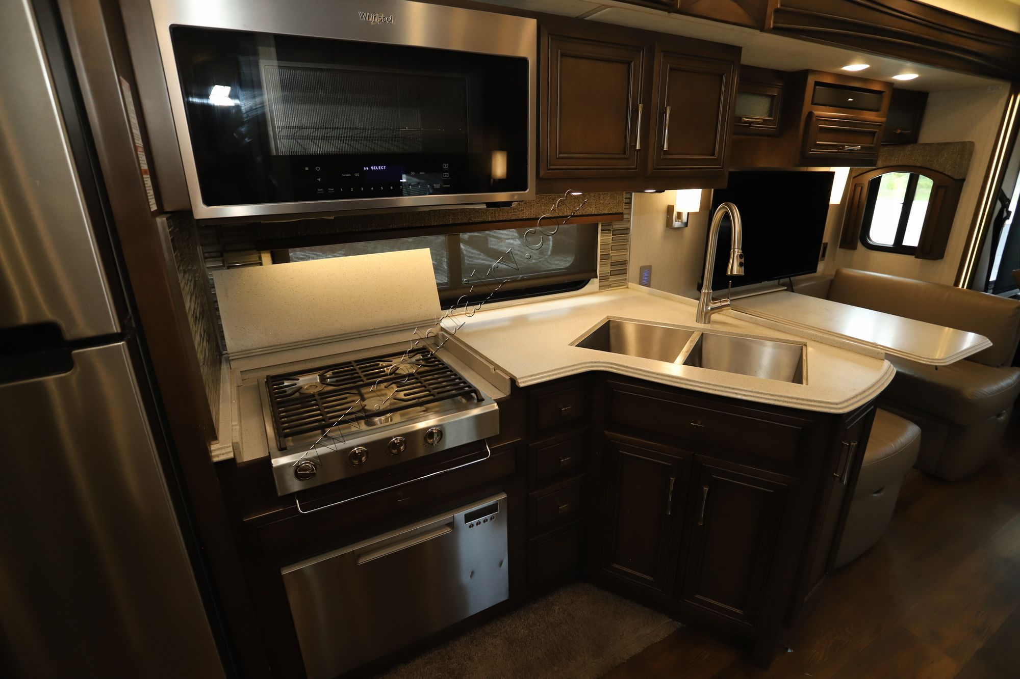 Used 2020 Newmar Canyon Star 3927 Class A  For Sale