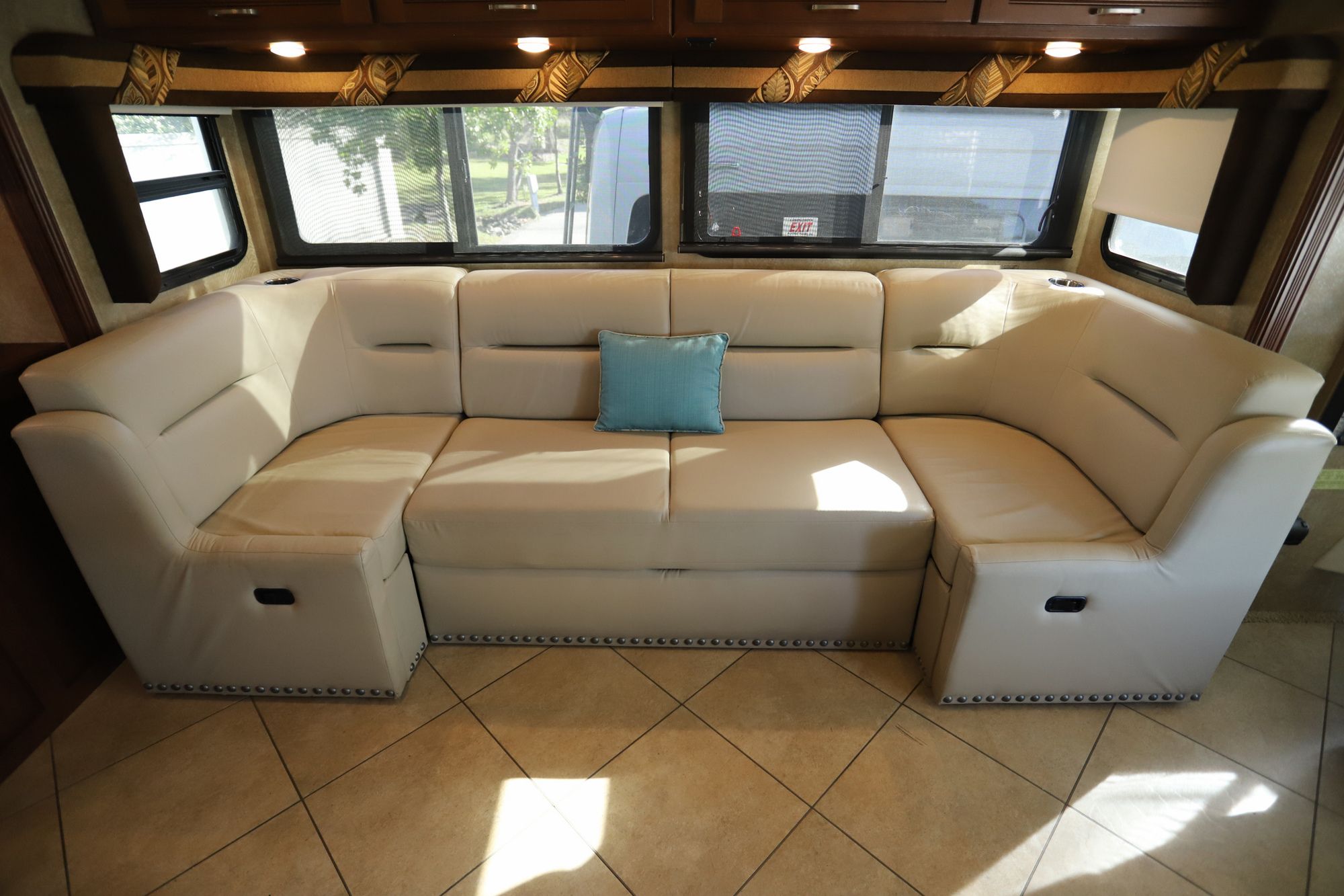 Used 2015 Winnebago Forza 34T Class A  For Sale