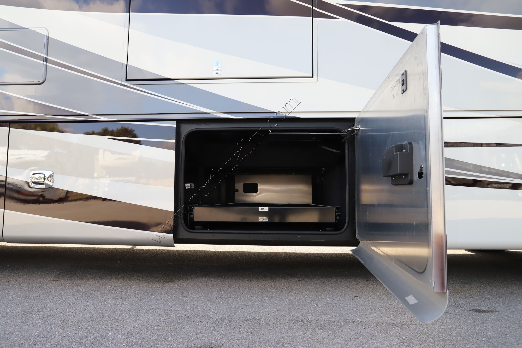 Used 2017 Tiffin Motor Homes Allegro Bus 45OPP Class A  For Sale