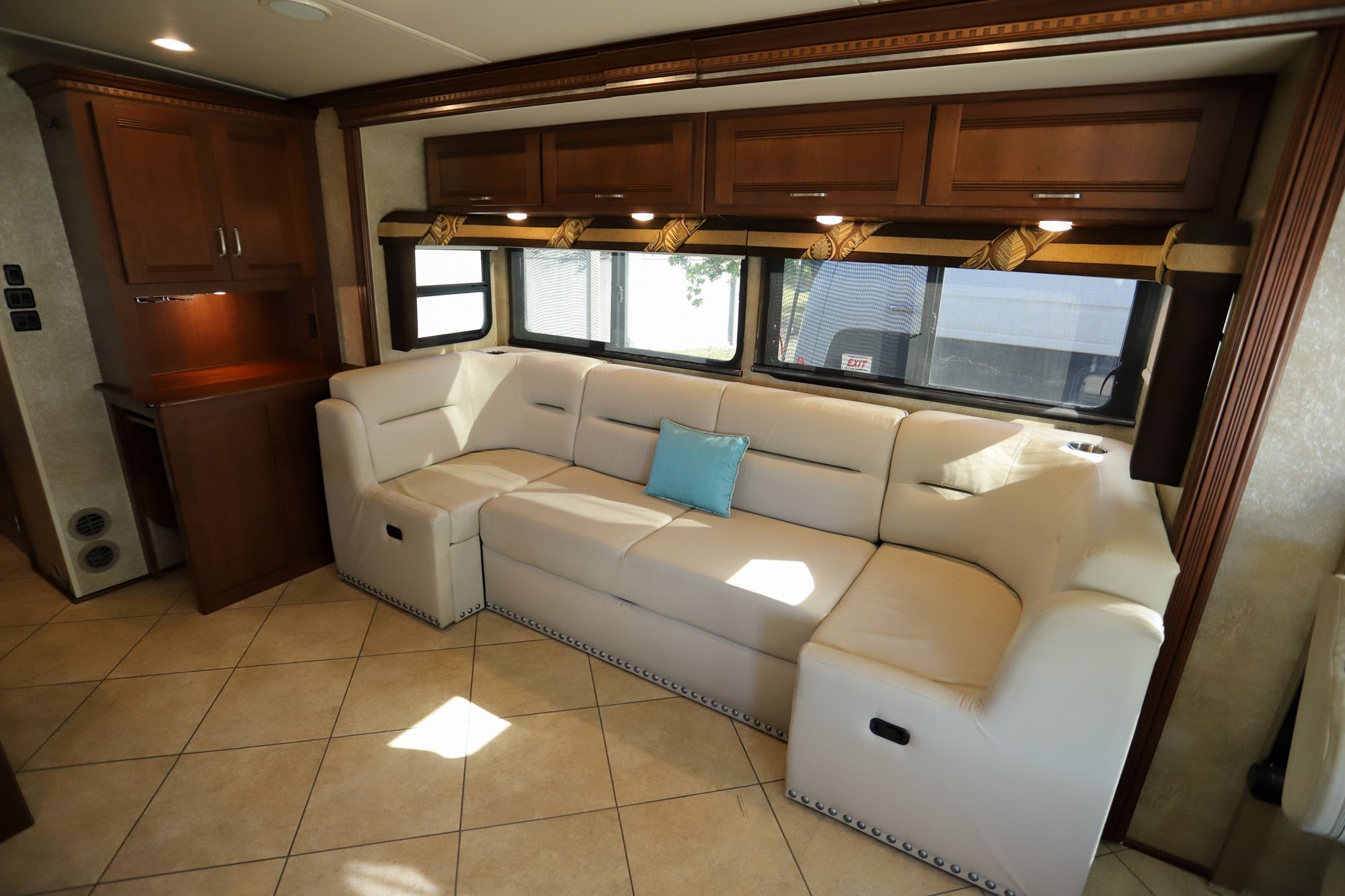 Used 2015 Winnebago Forza 34T Class A  For Sale