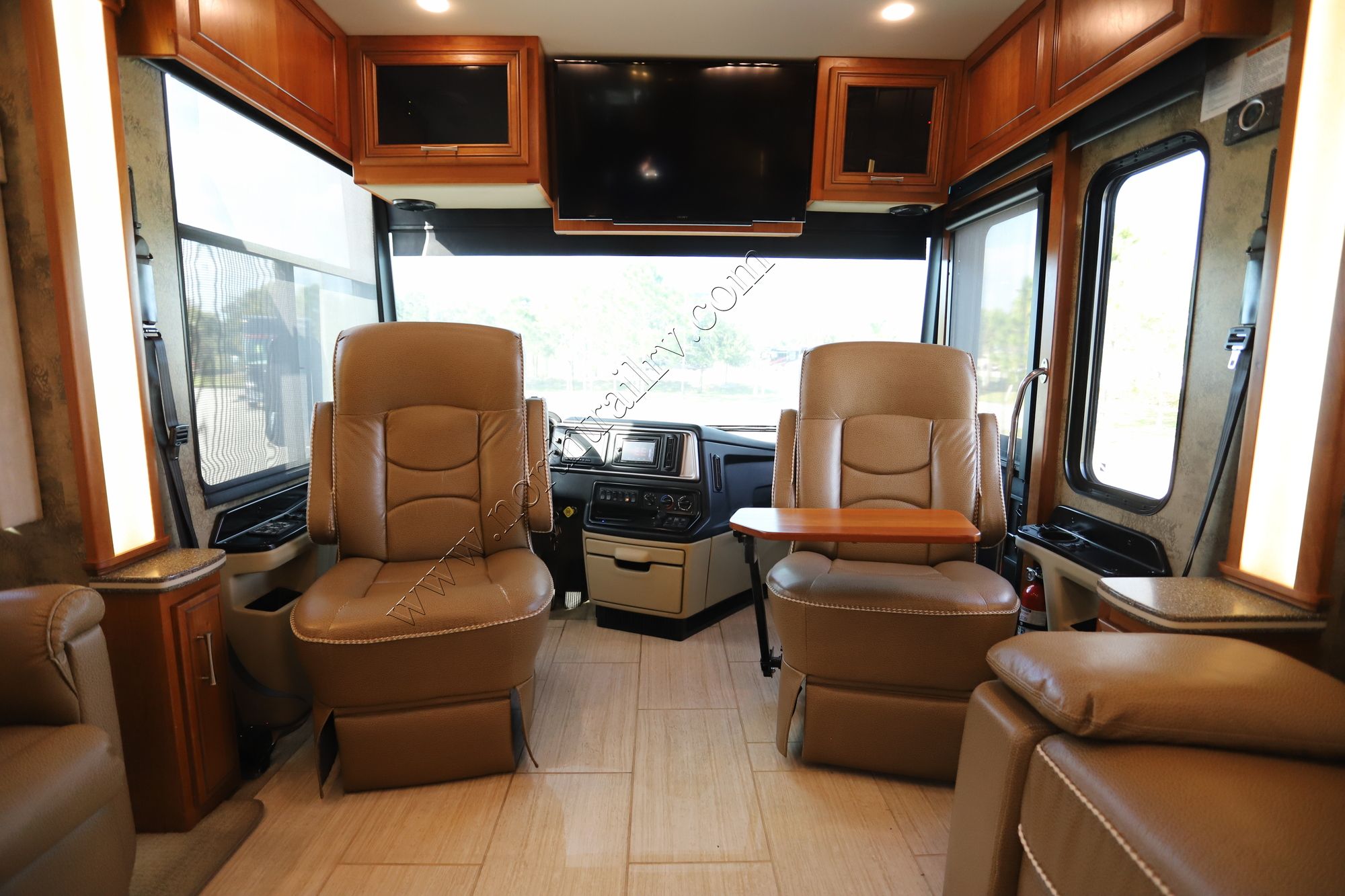 Used 2016 Newmar Ventana 4037 Class A  For Sale