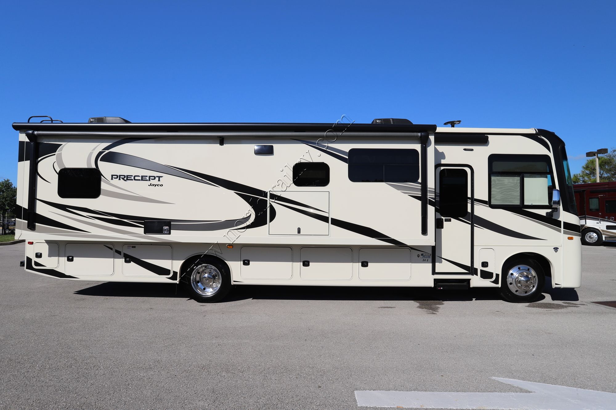 Used 2021 Jayco Precept 34G Class A  For Sale