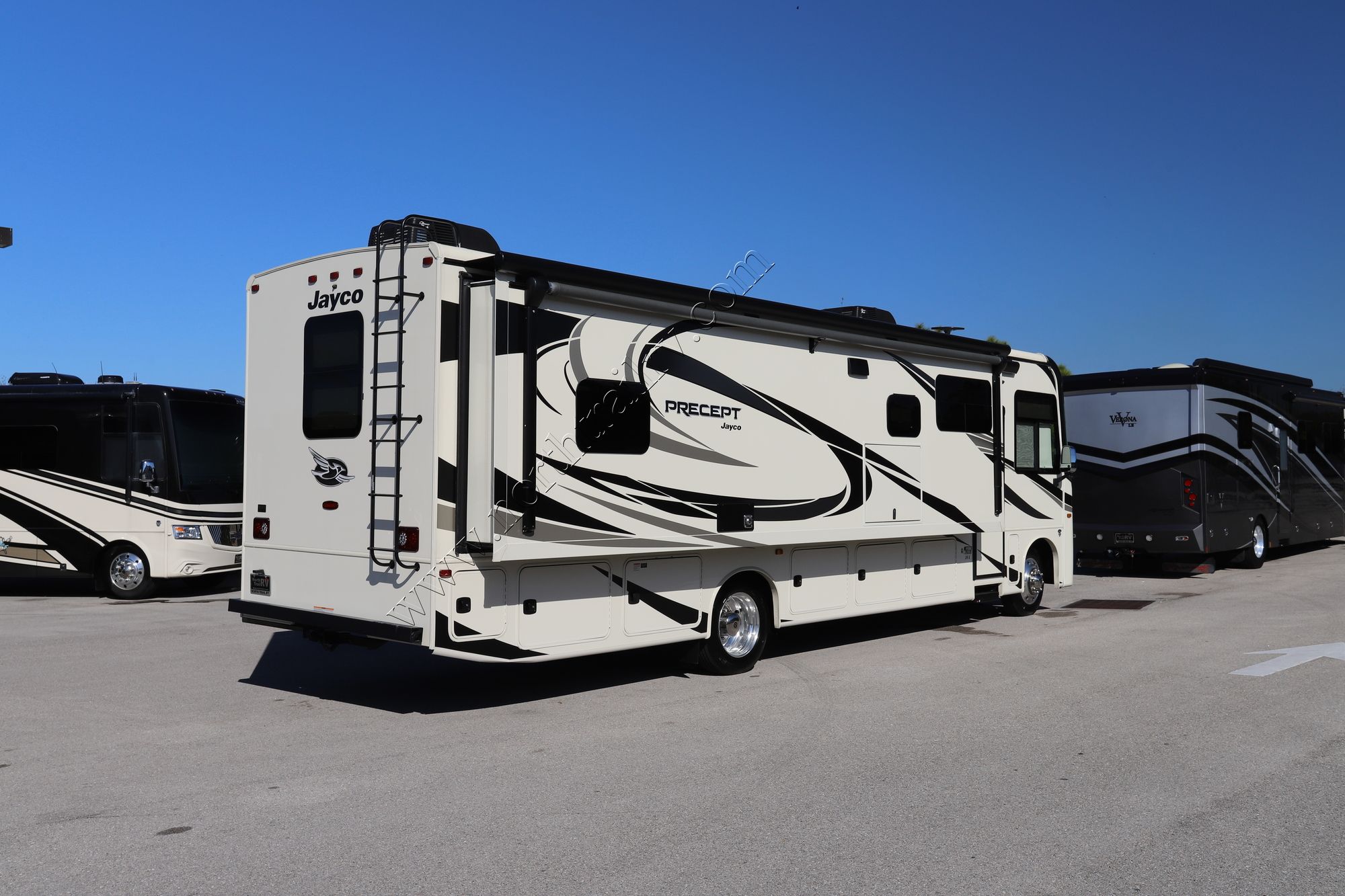 Used 2021 Jayco Precept 34G Class A  For Sale