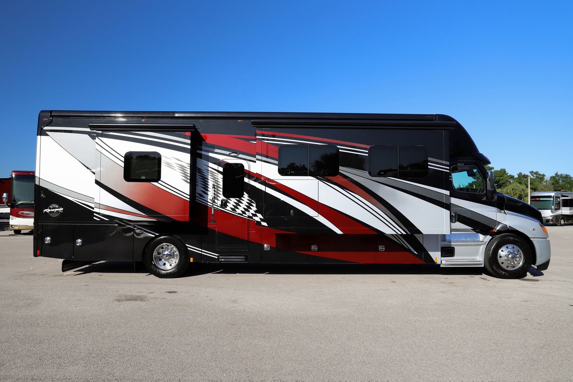 New 2022 Renegade Rv Explorer 40ERB Super C  For Sale