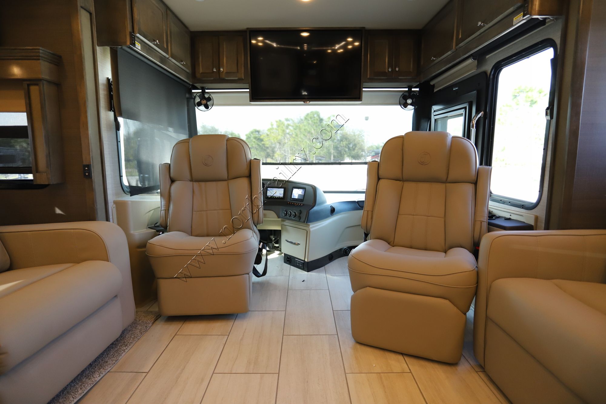 New 2022 Tiffin Motor Homes Allegro Red 37BA Class A  For Sale