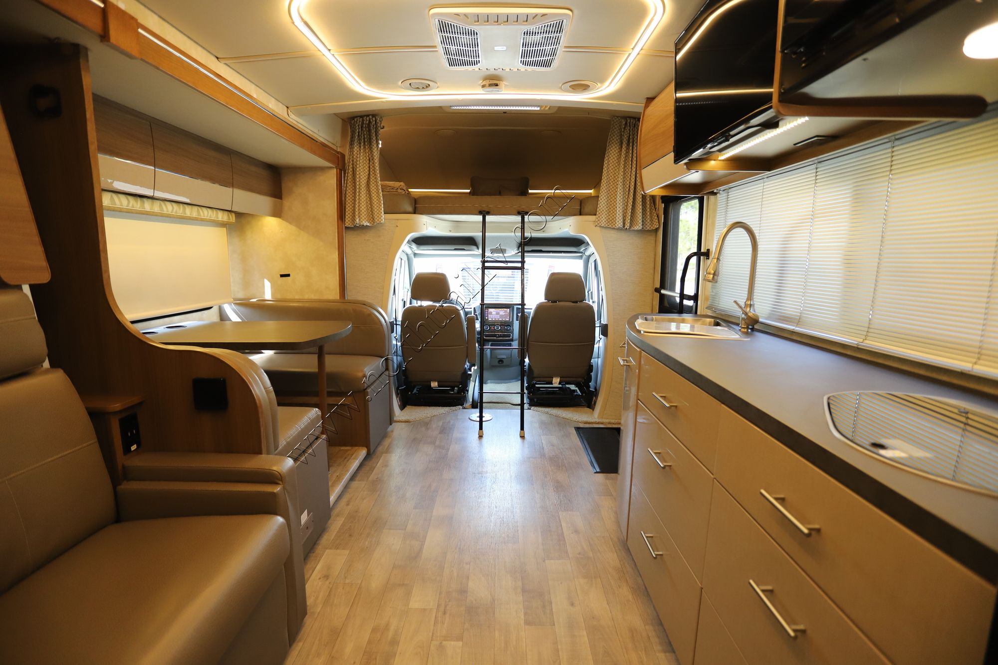 Used 2019 Winnebago Navion 24D Class C  For Sale