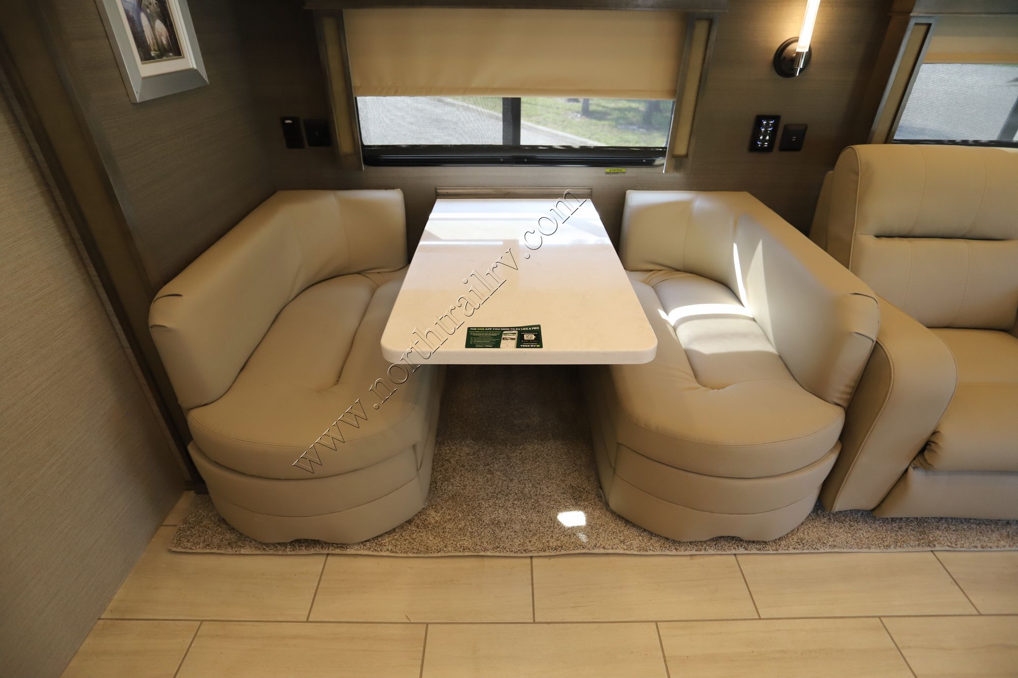 New 2022 Tiffin Motor Homes Allegro Red 37BA Class A  For Sale