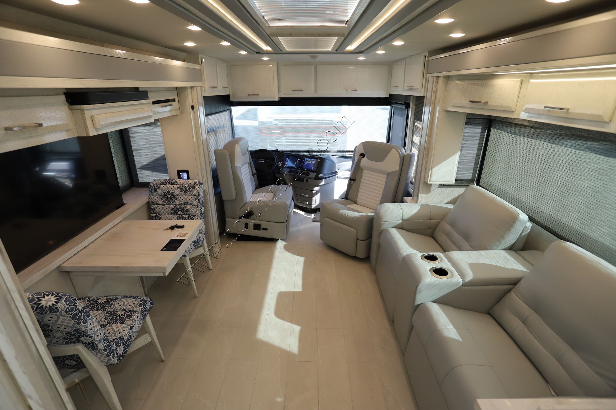 New 2022 Newmar New Aire 3545 Class A  For Sale