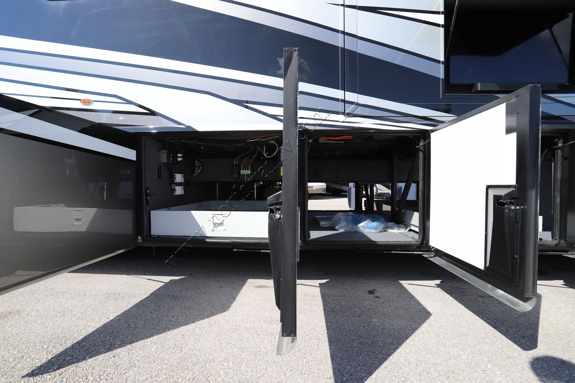 New 2022 Newmar Ventana 4326 Class A  For Sale