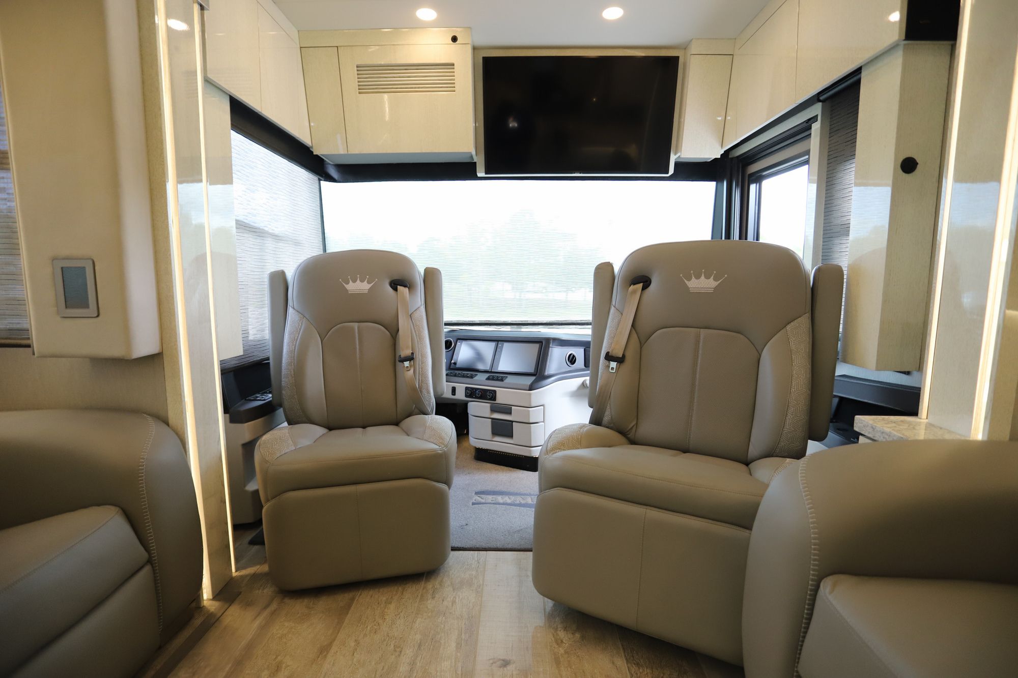 Used 2021 Newmar King Aire 4531 Class A  For Sale