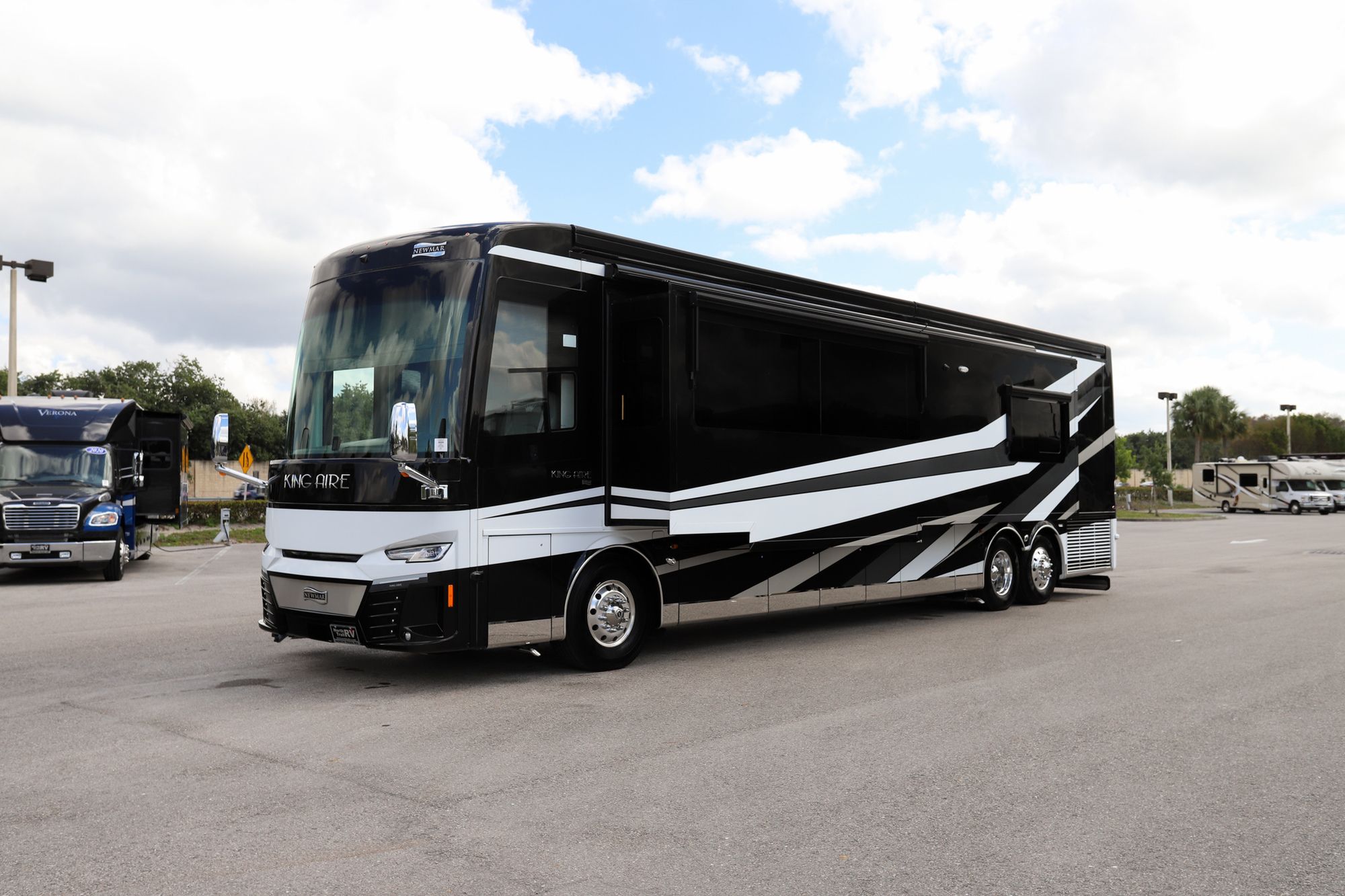 Used 2021 Newmar King Aire 4531 Class A  For Sale