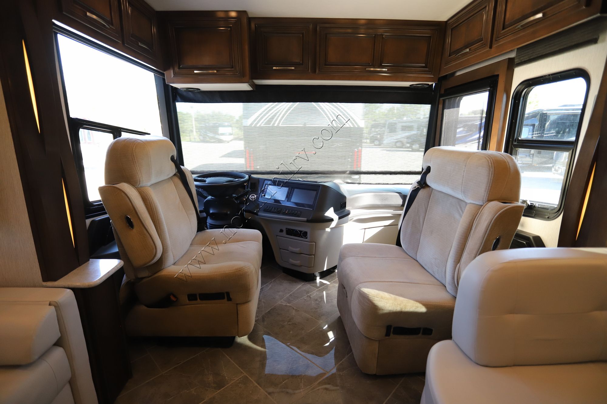 Used 2020 Newmar New Aire 3343 Class A  For Sale