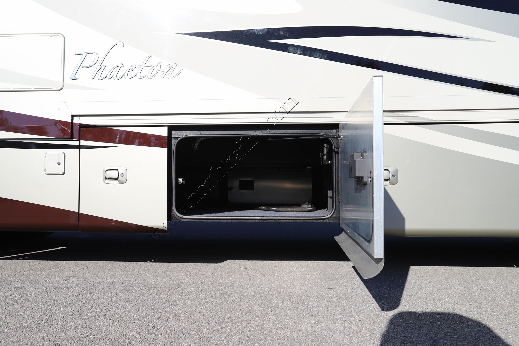 Used 2012 Tiffin Motor Homes Phaeton 42LH Class A  For Sale