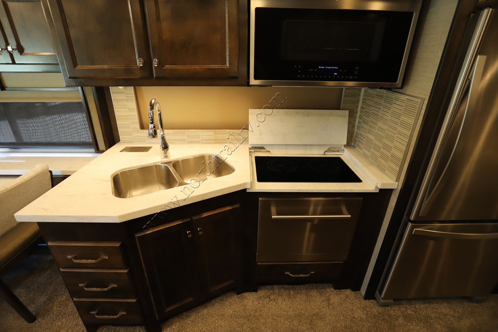 Used 2021 Tiffin Motor Homes Allegro Red 33AA Class A  For Sale