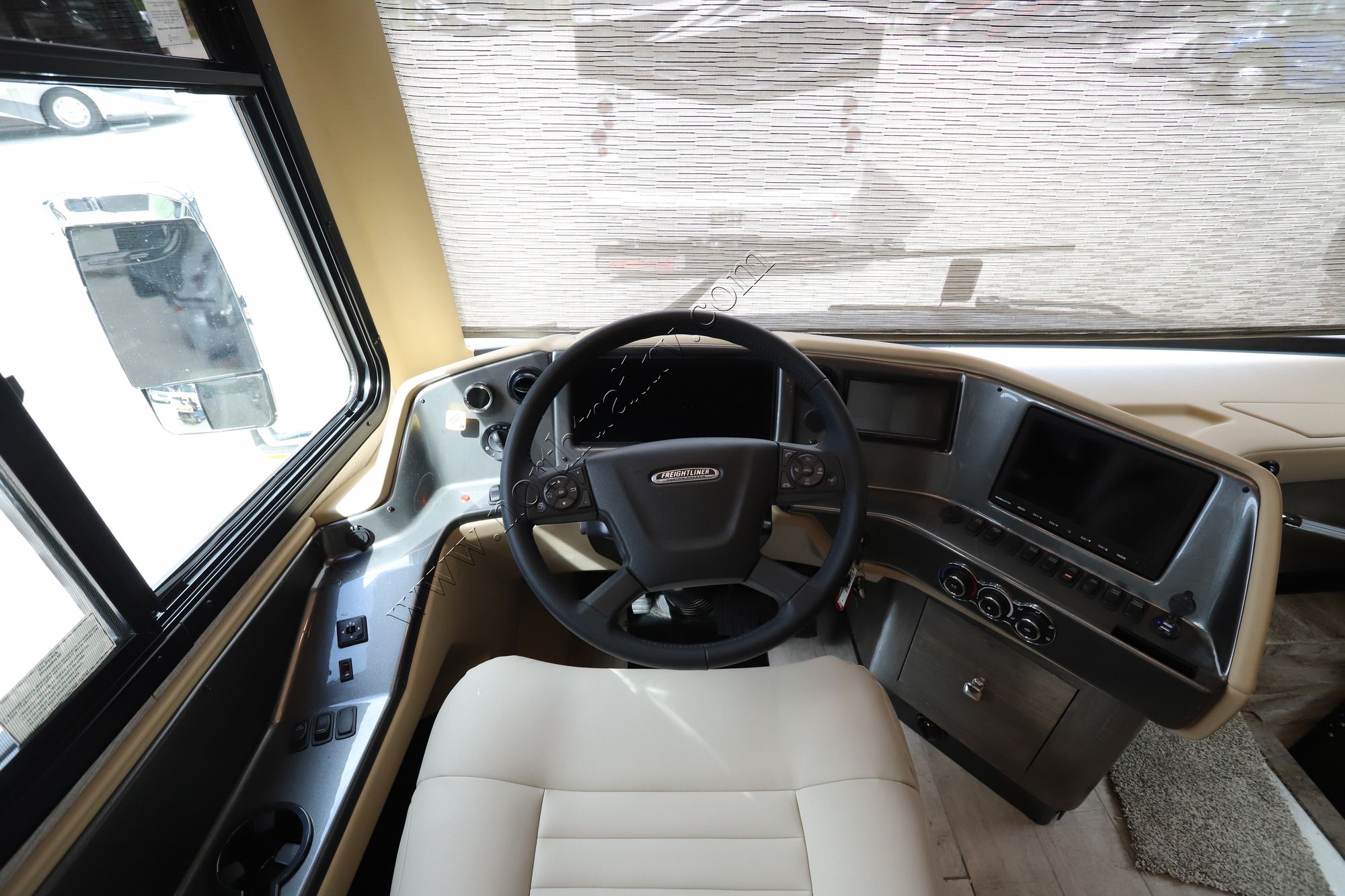 New 2022 Tiffin Motor Homes Phaeton 37BH Class A  For Sale