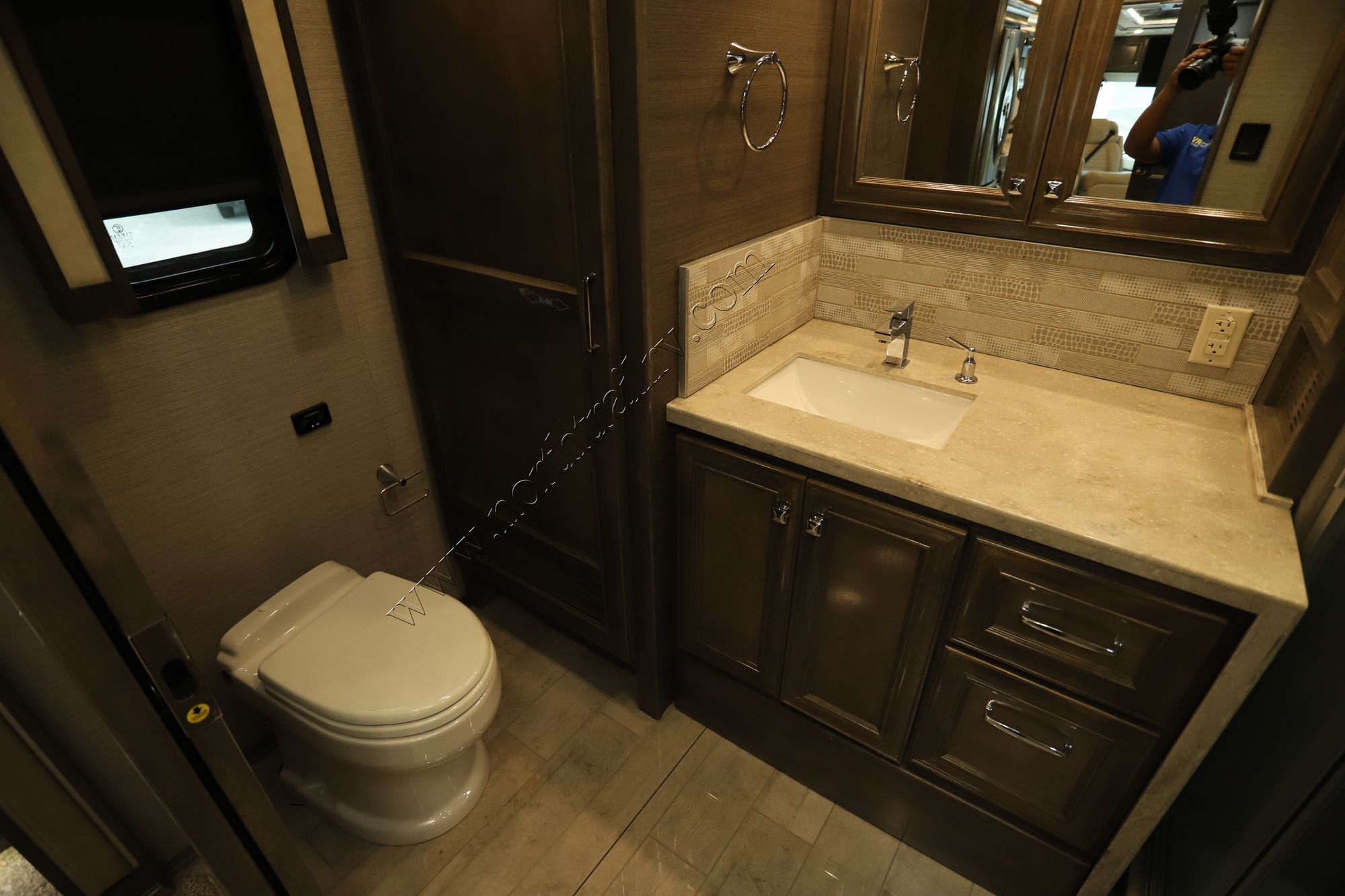 New 2022 Tiffin Motor Homes Phaeton 37BH Class A  For Sale