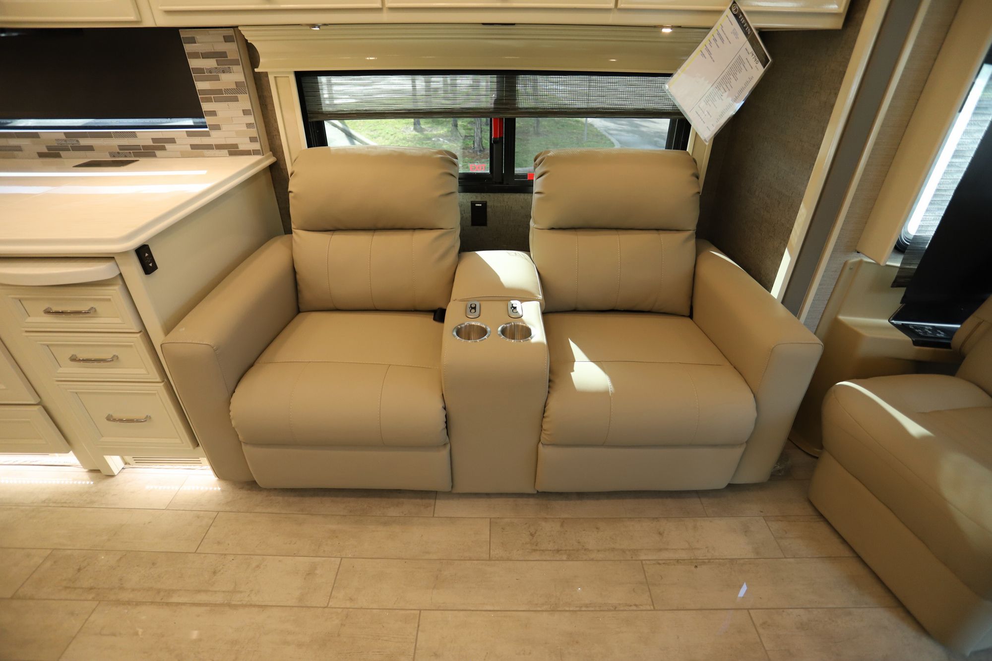 New 2022 Tiffin Motor Homes Phaeton 40IH Class A  For Sale