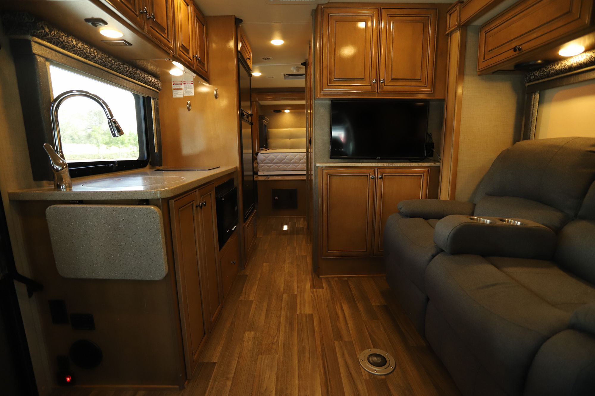 Used 2018 Thor Synergy SP24 Class C  For Sale