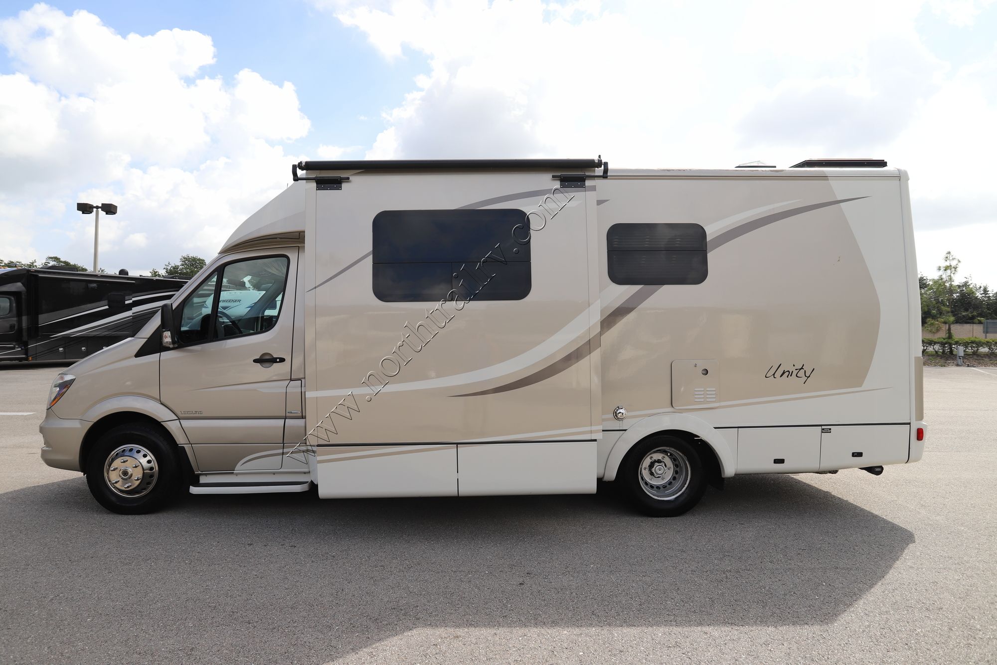 Used 2014 Leisure Van Unity 24MB Class B  For Sale
