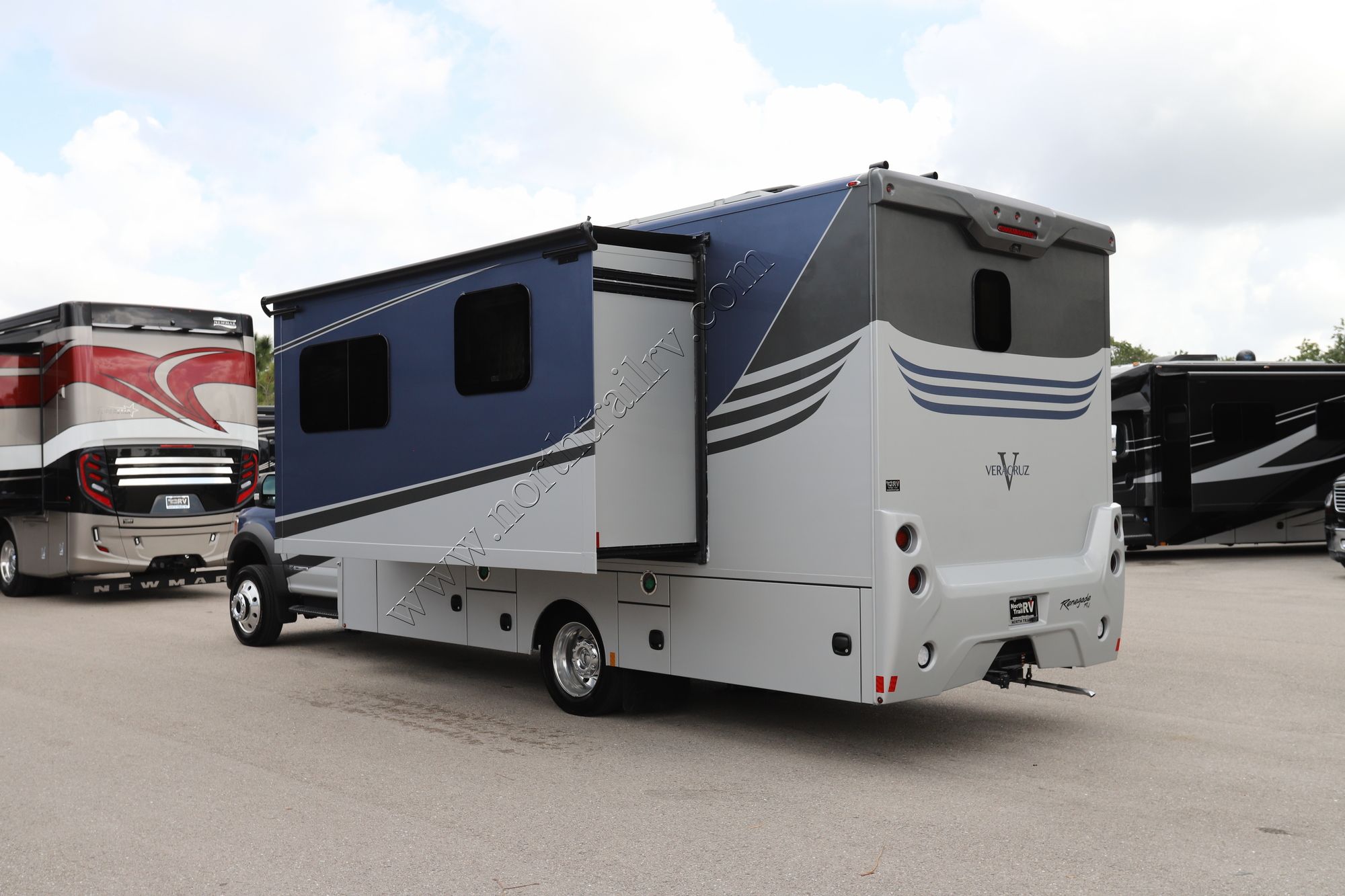 New 2022 Renegade Rv Veracruz 30VRM Class C  For Sale