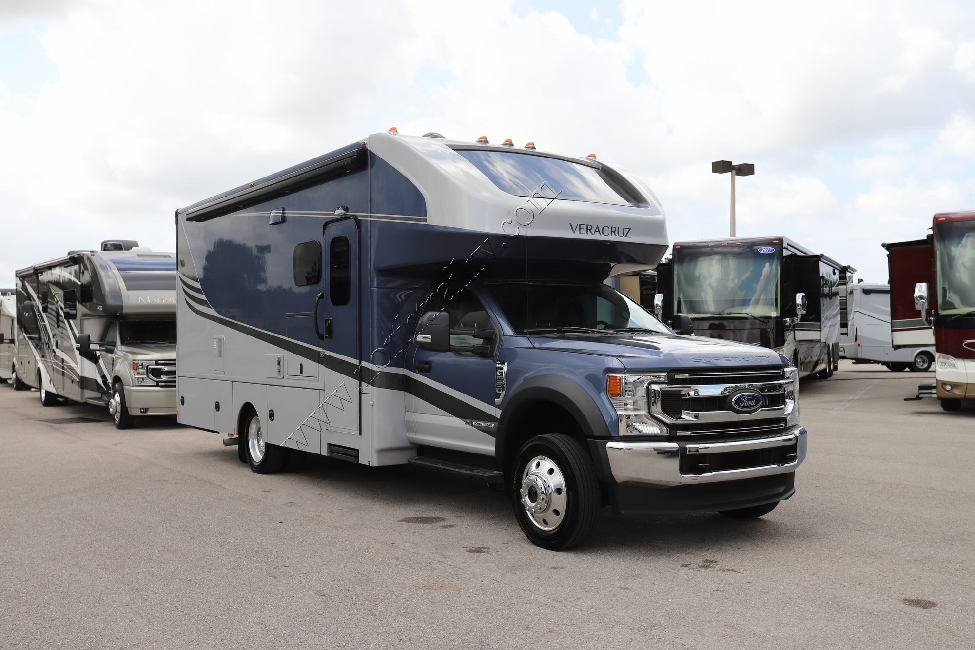 New 2022 Renegade Rv Veracruz 30VRM Class C  For Sale