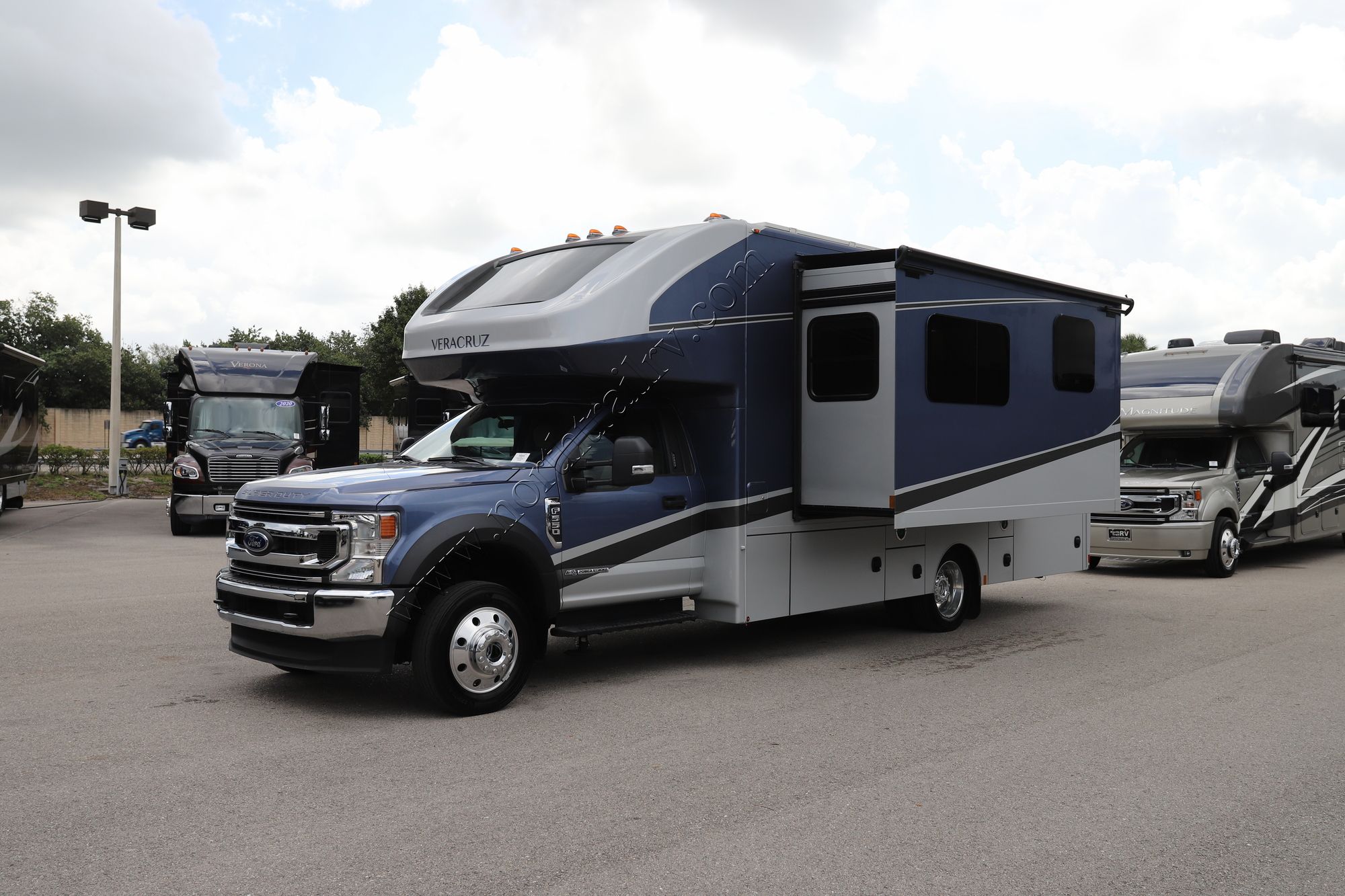 New 2022 Renegade Rv Veracruz 30VRM Class C  For Sale