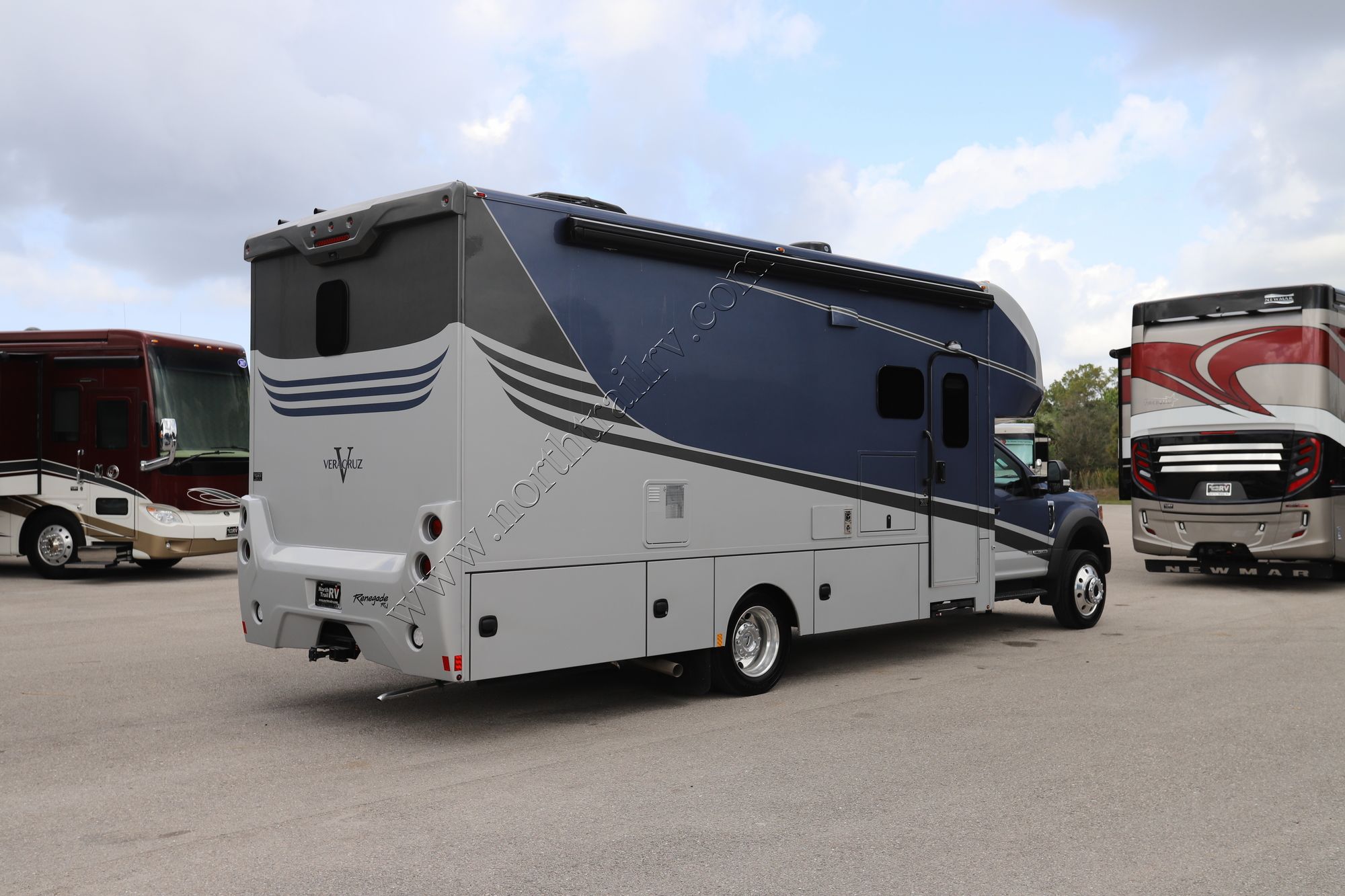 New 2022 Renegade Rv Veracruz 30VRM Class C  For Sale